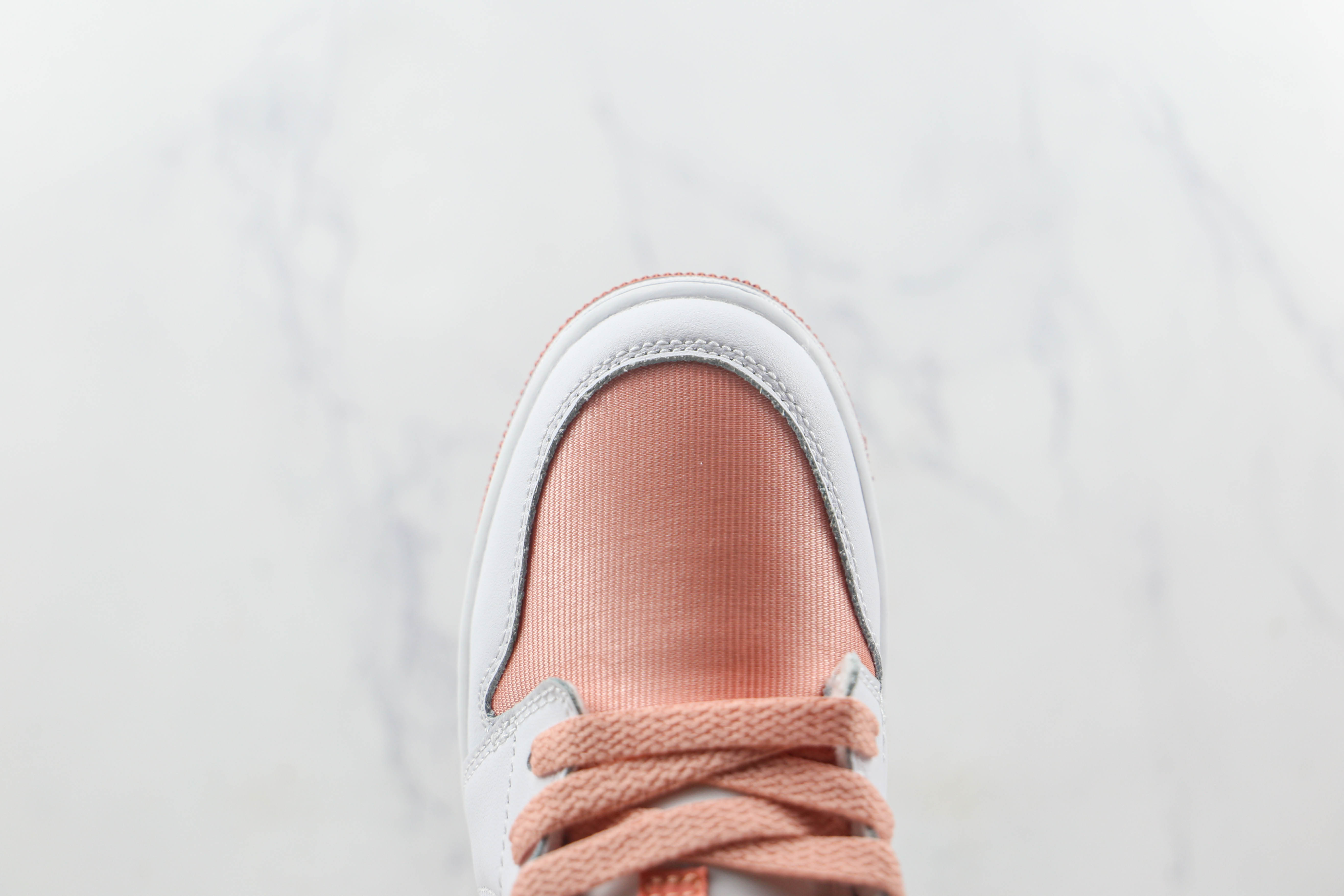 Air Jordan 1 Low Light Madder Root