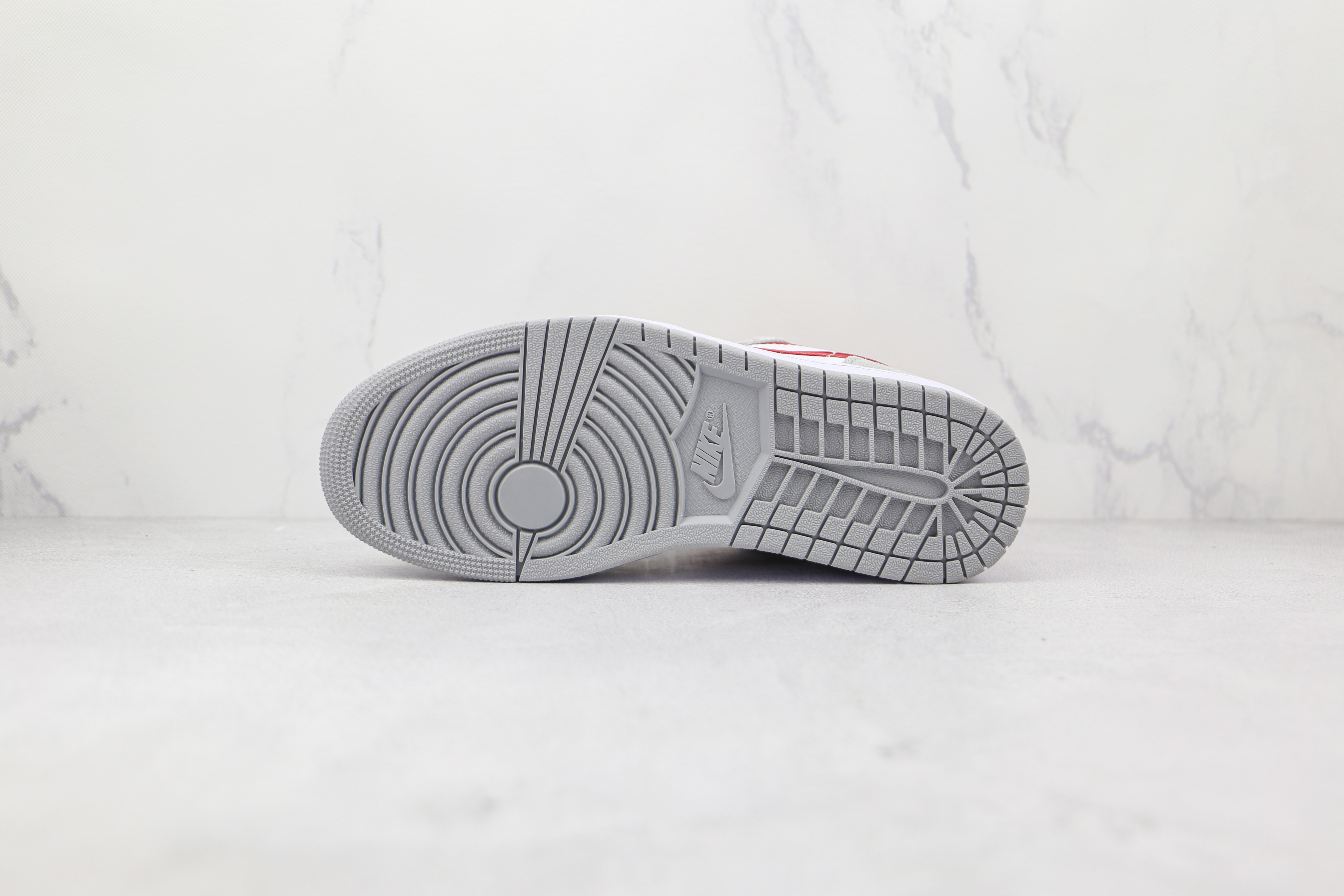 Air Jordan 1 Low Light Smoke Grey Gym Red