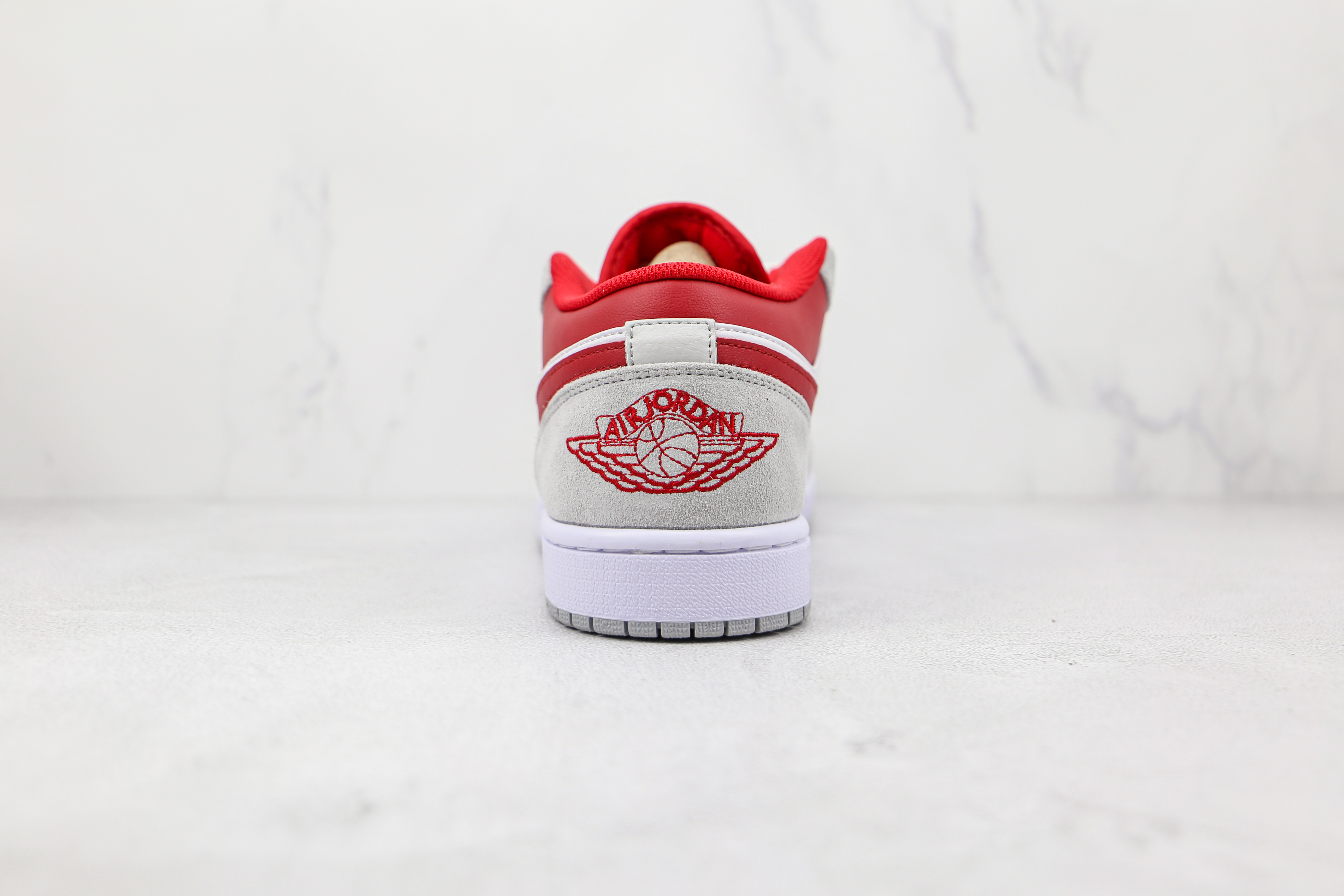 Air Jordan 1 Low Light Smoke Grey Gym Red