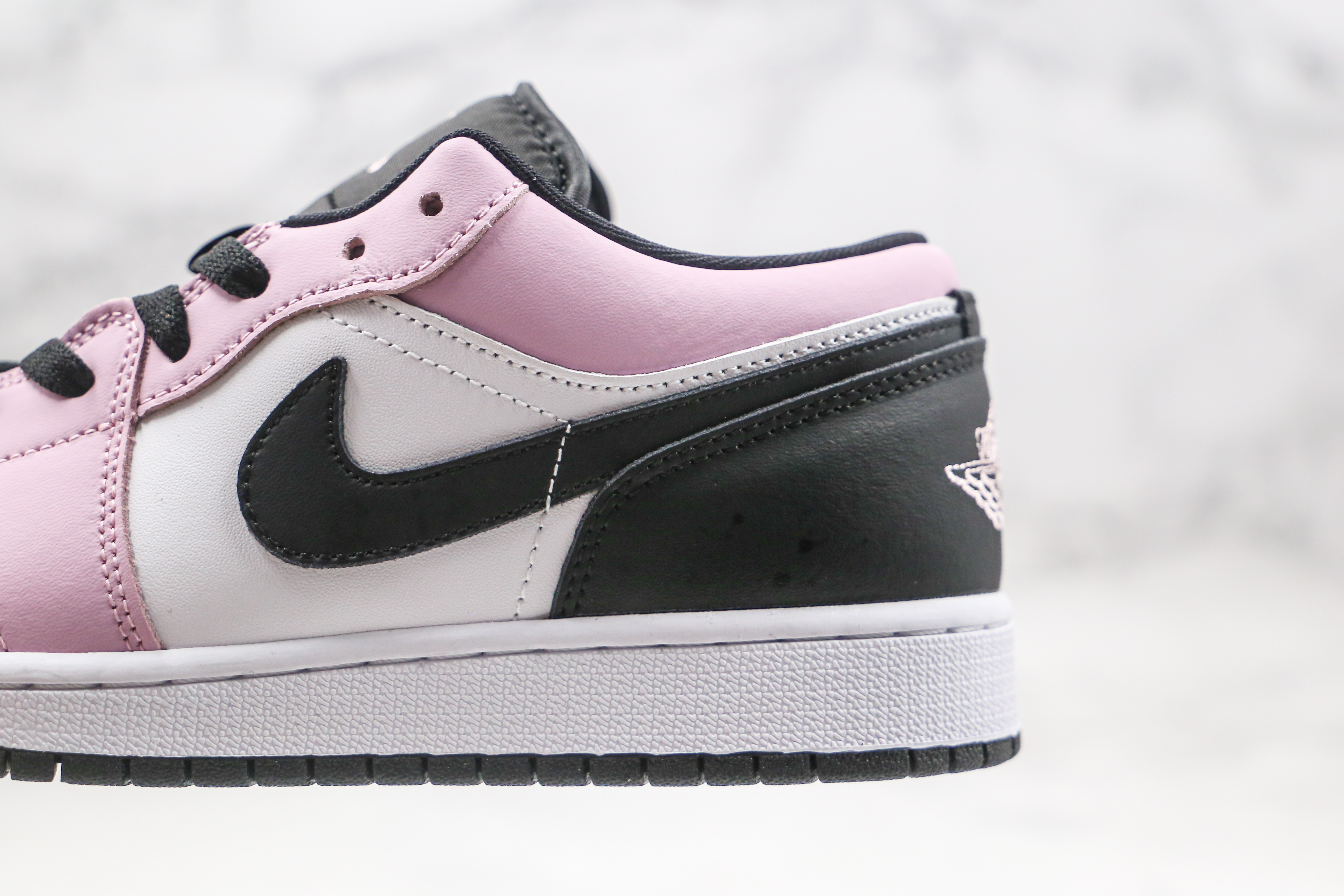 Air Jordan 1 Retro Low（GS）White Pink