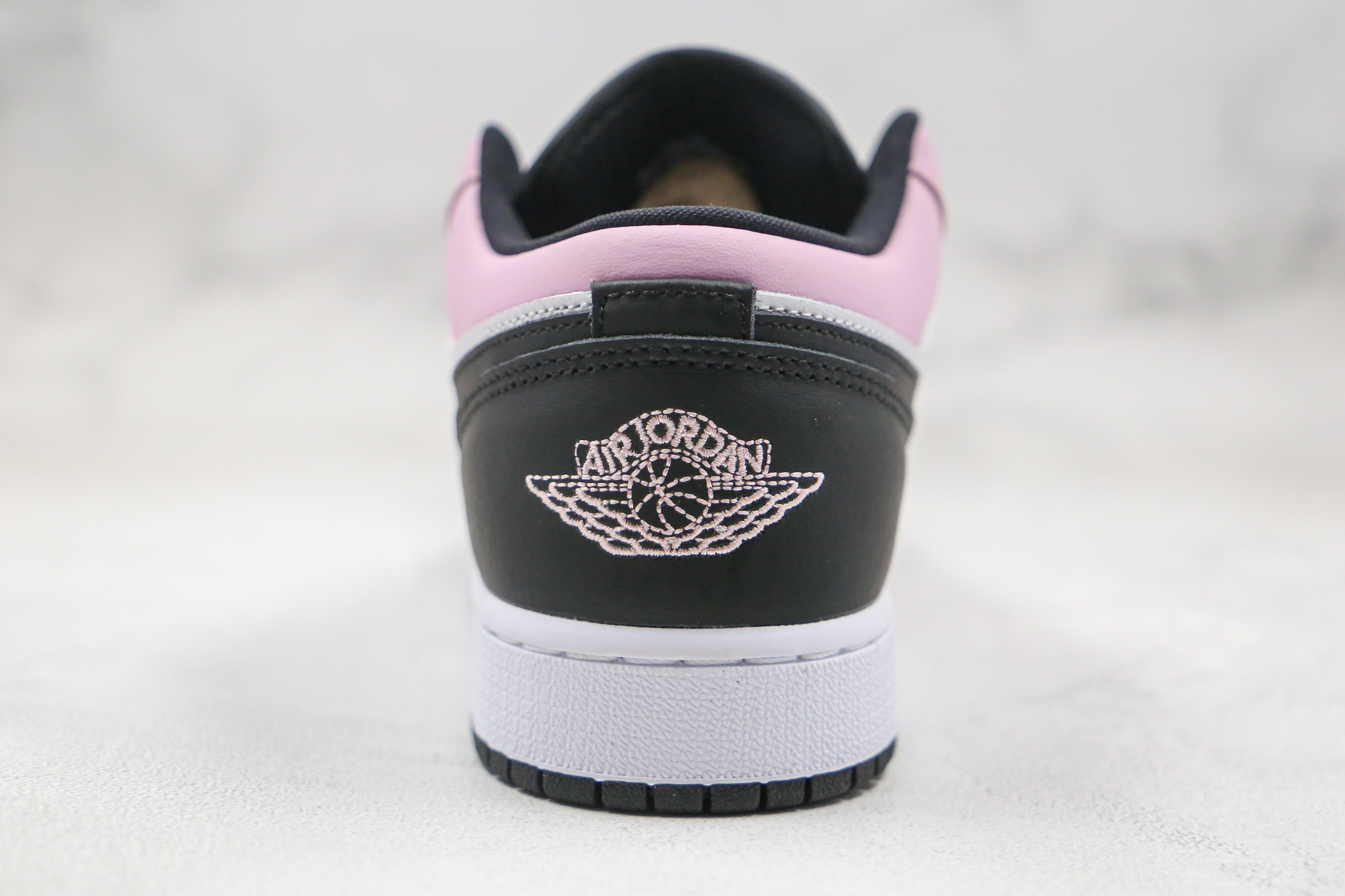 Air Jordan 1 Retro Low（GS）White Pink