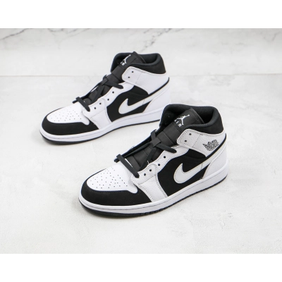 Air Jordan 1 Mid Tuxedo 02