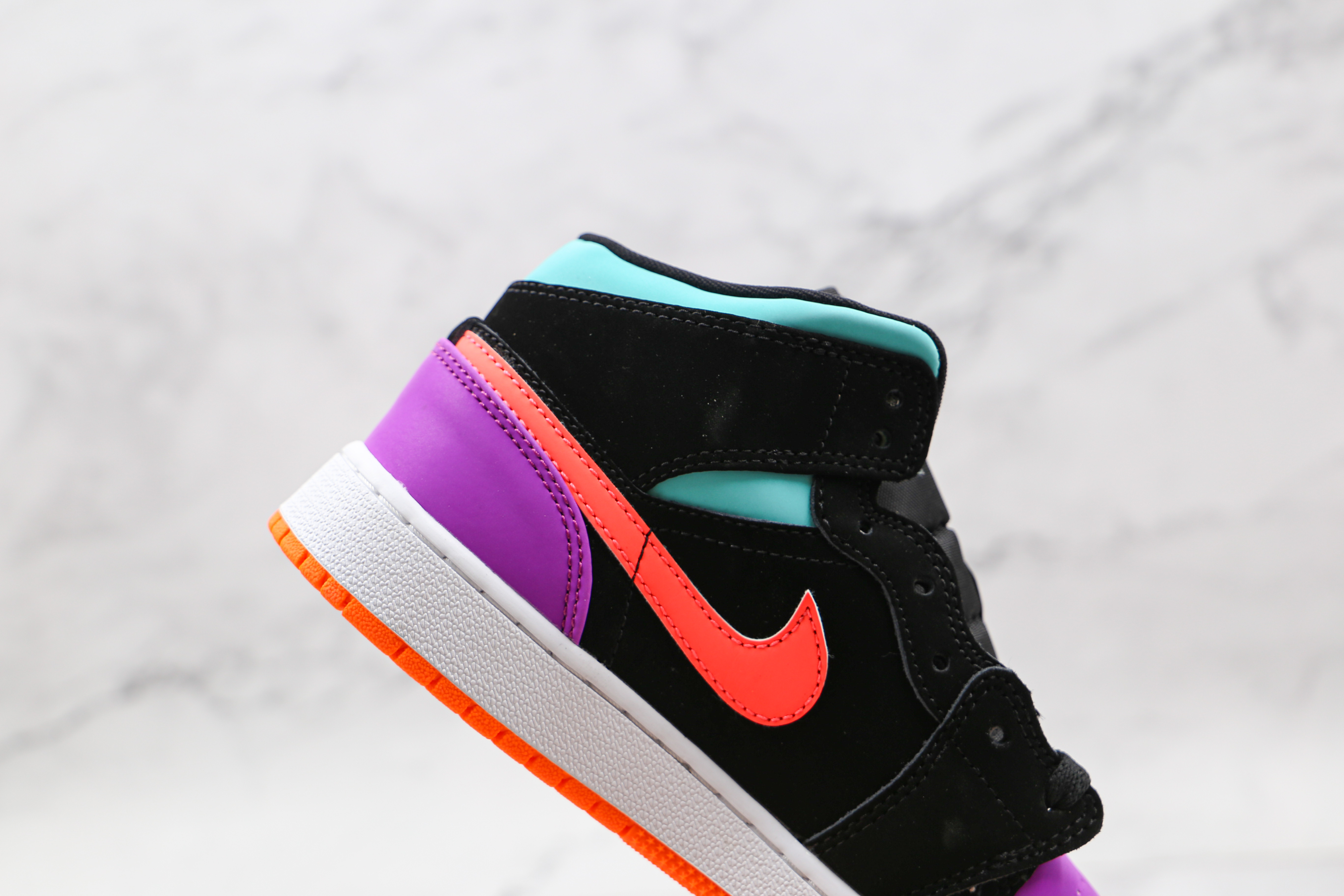 Air Jordan 1 Mid Candy