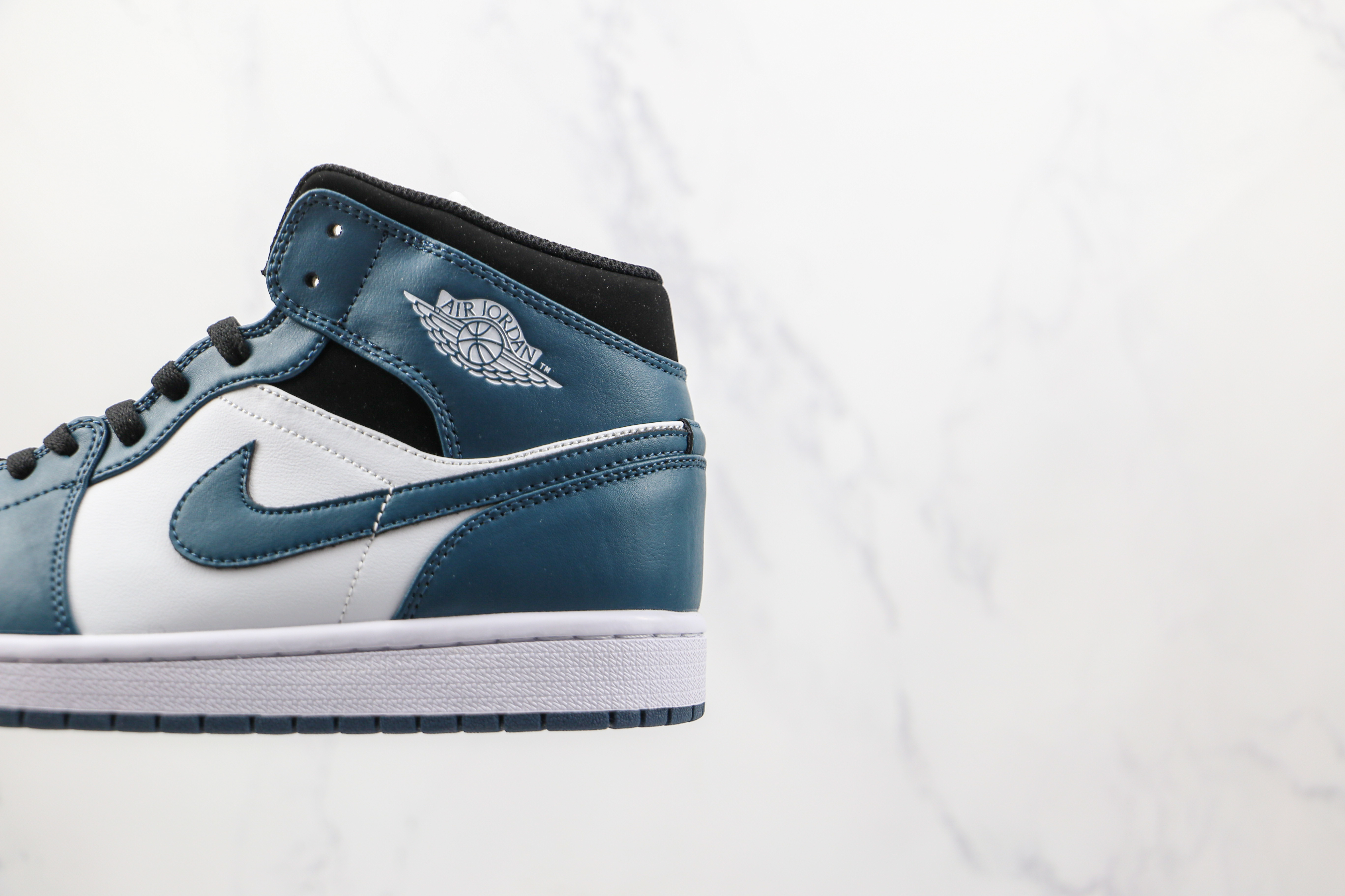 Air Jordan 1 Mid Dark Teal