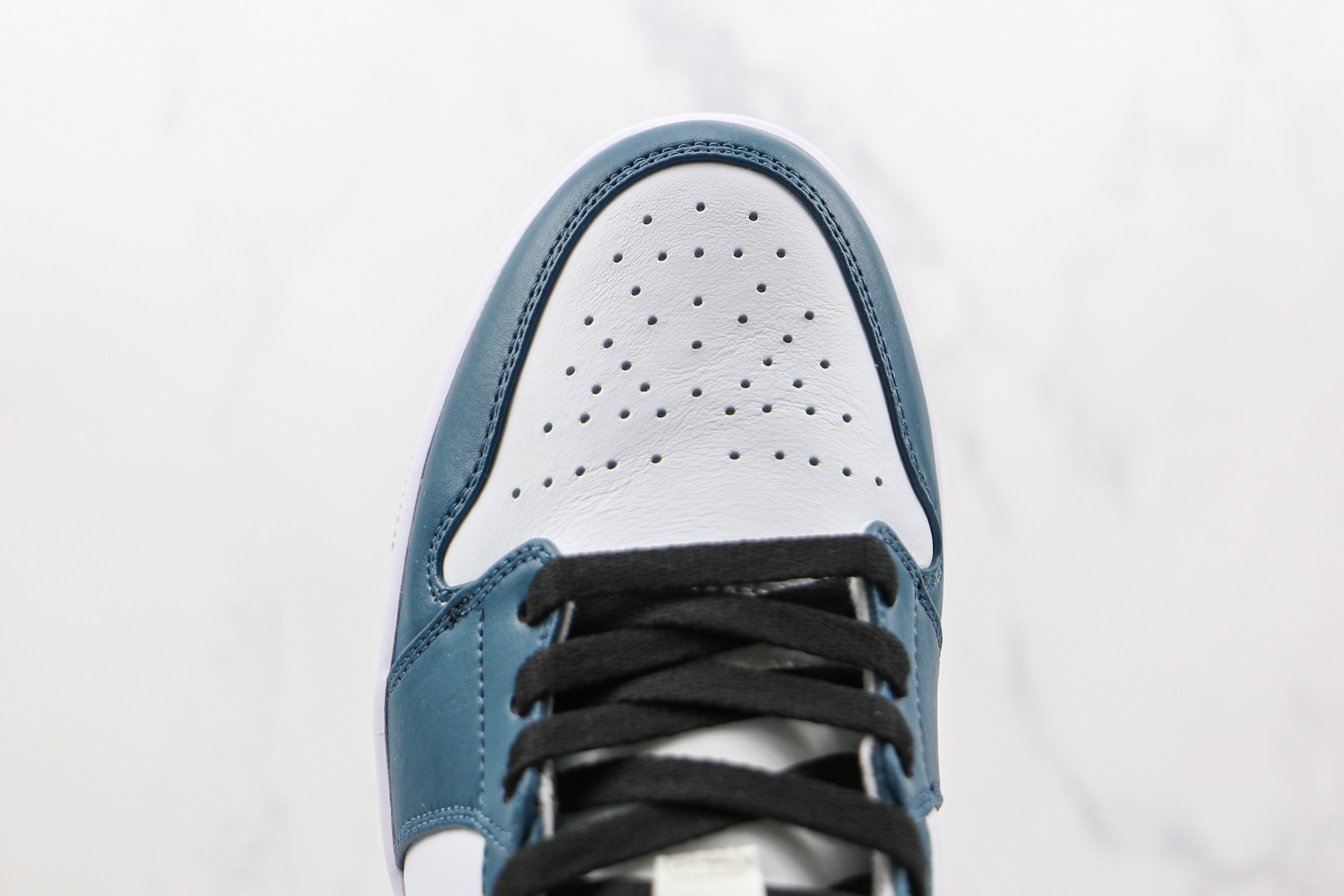 Air Jordan 1 Mid Dark Teal