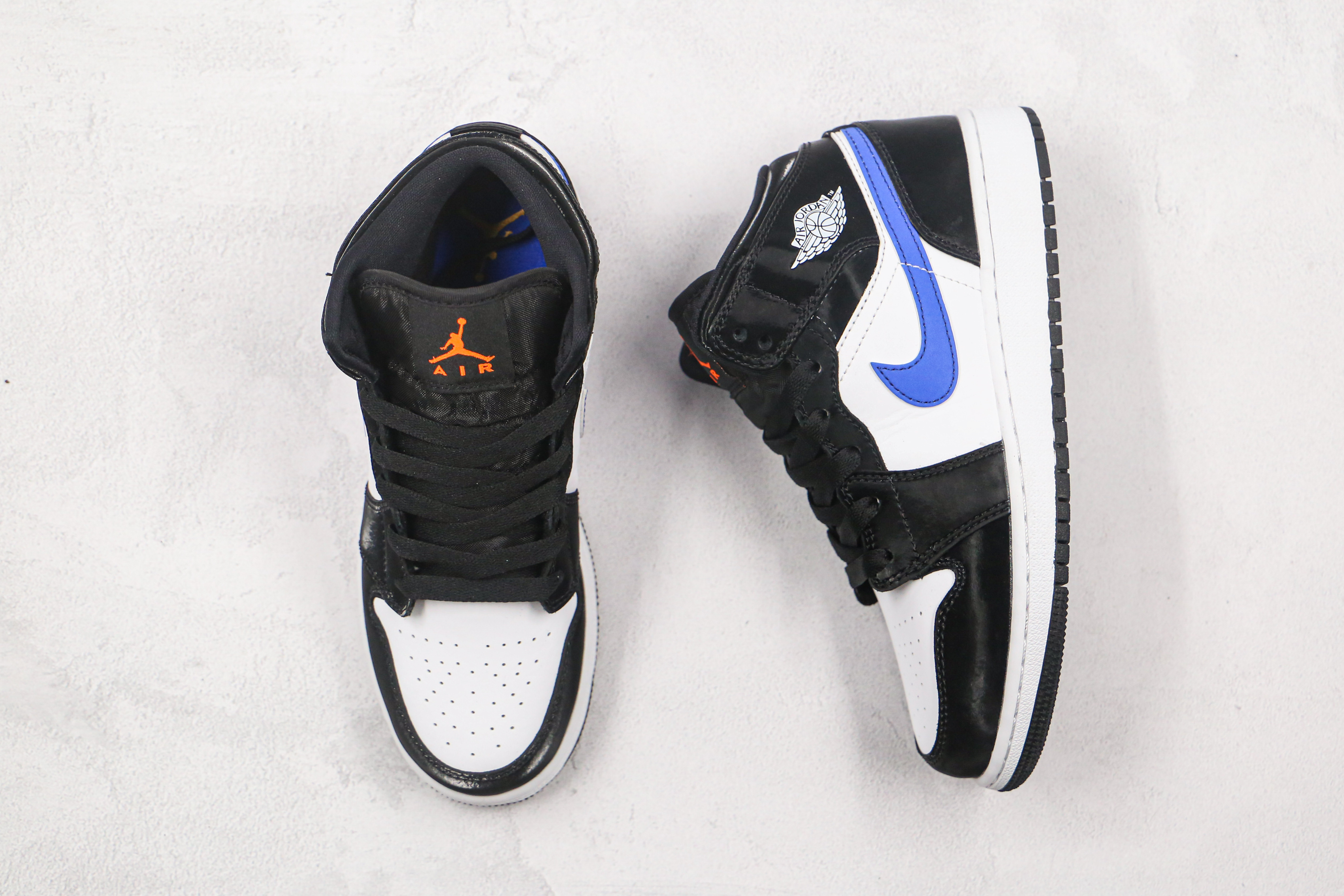 Air Jordan 1 Mid Astronomy Blue