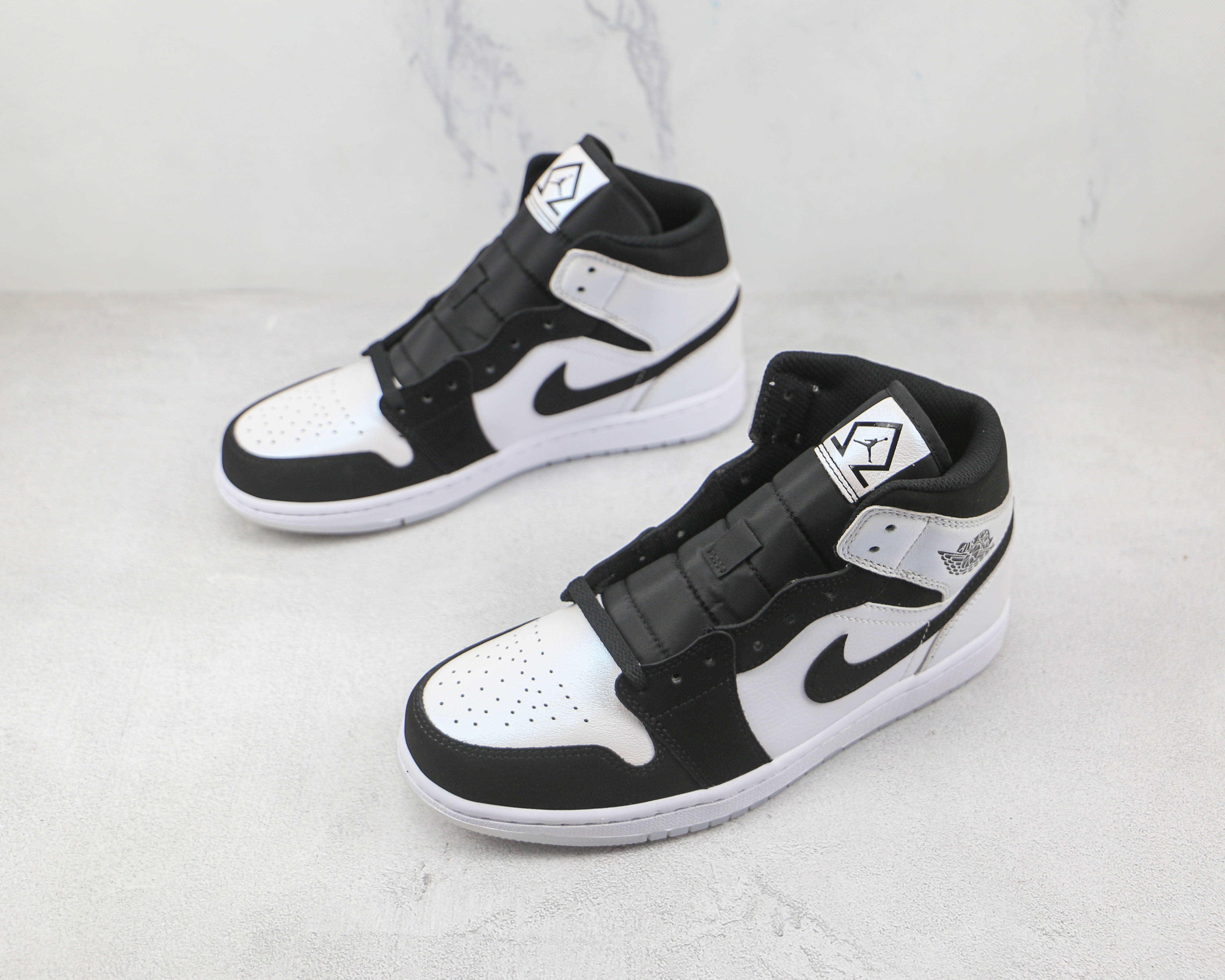 Air Jordan 1 Mid Diamond Shorts