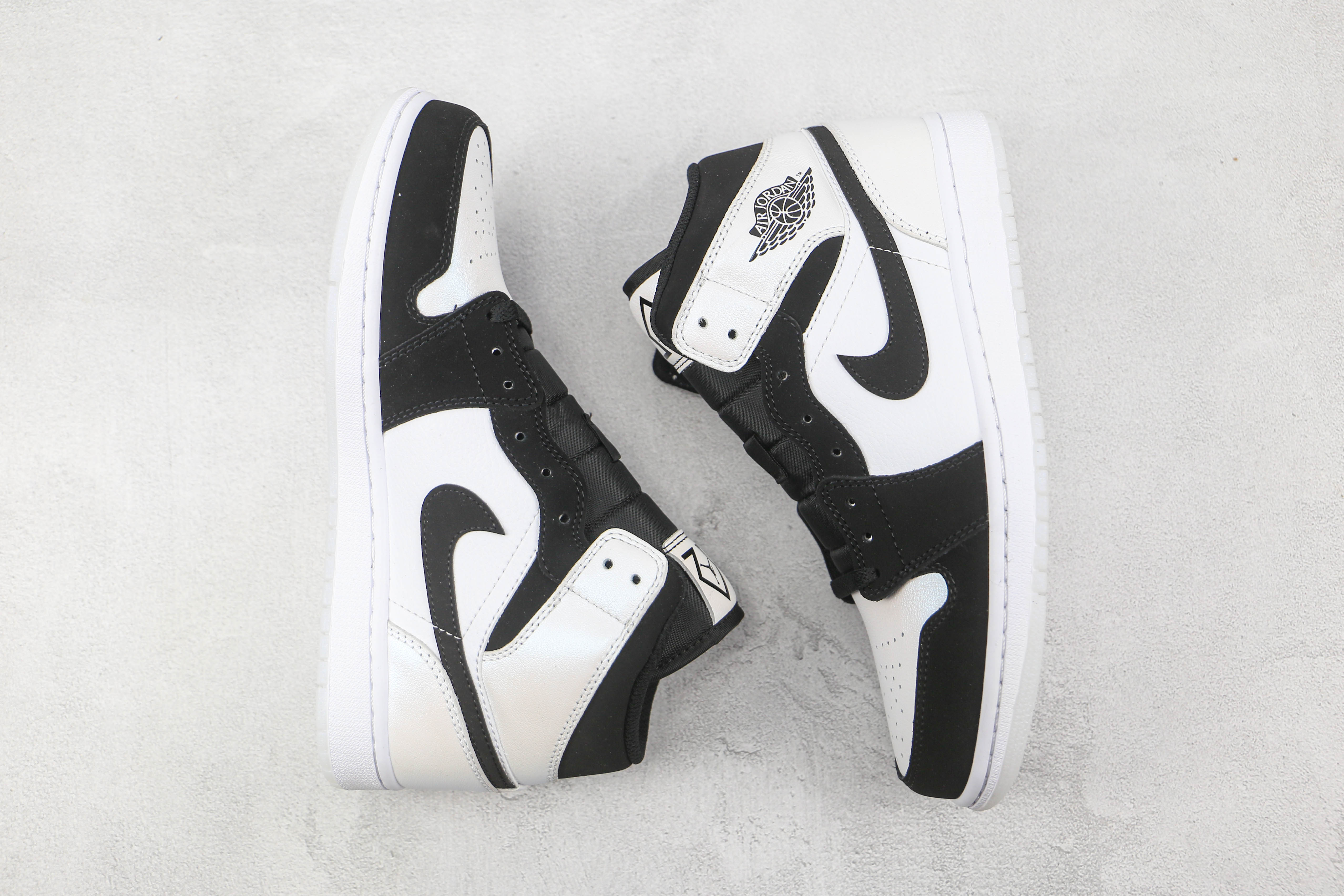 Air Jordan 1 Mid Diamond Shorts