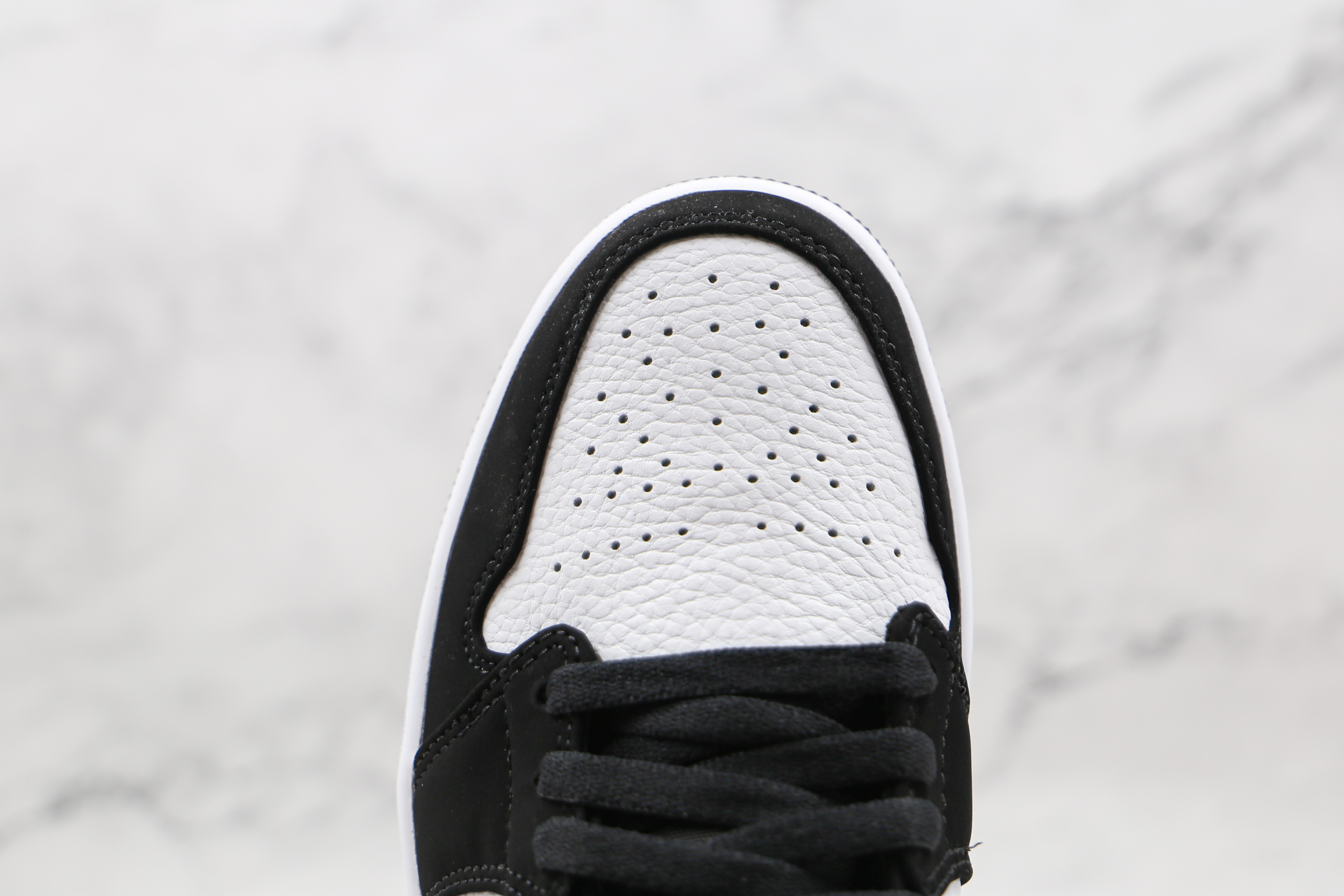 Air Jordan 1 Mid Shattered Backboard