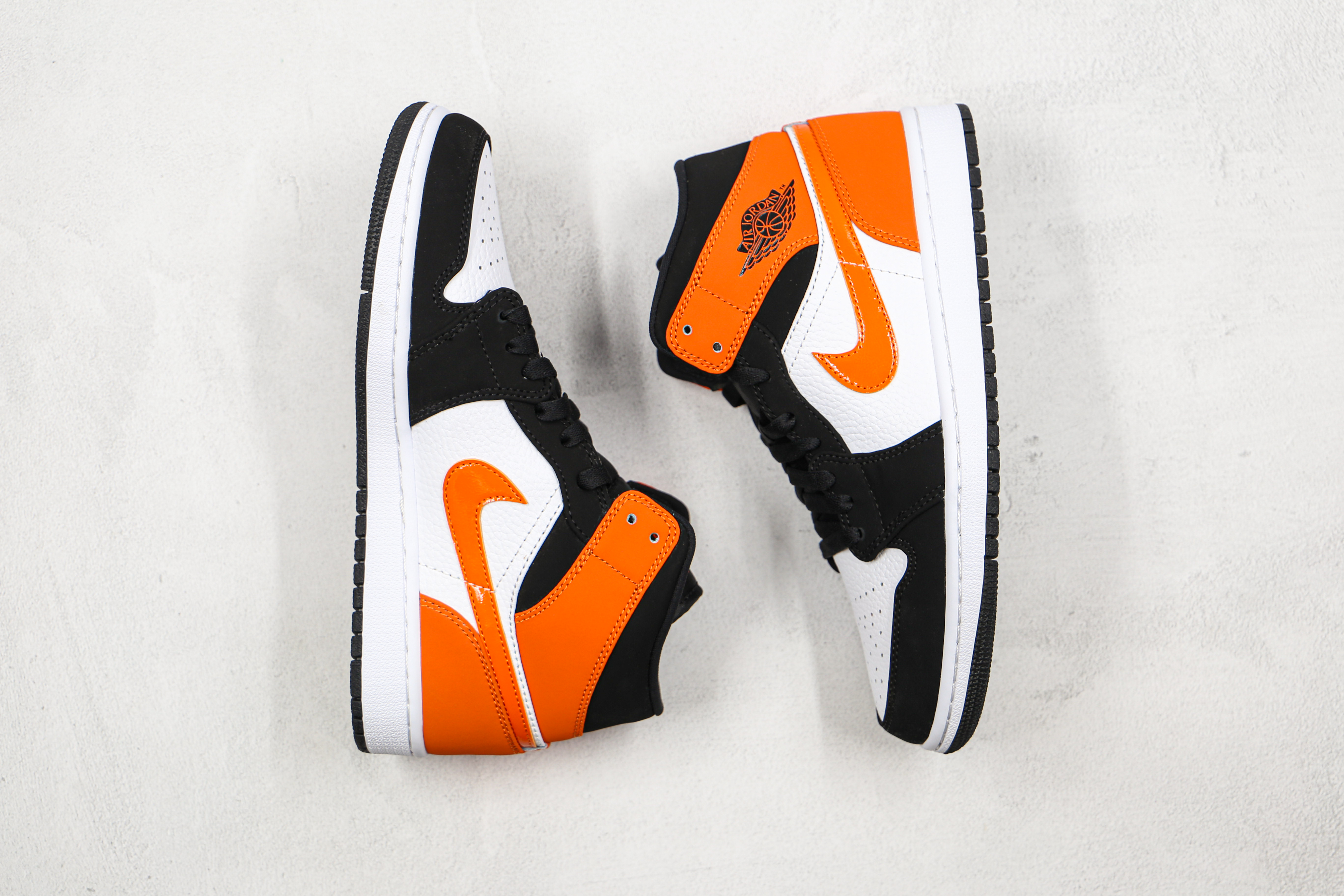 Air Jordan 1 Mid Shattered Backboard