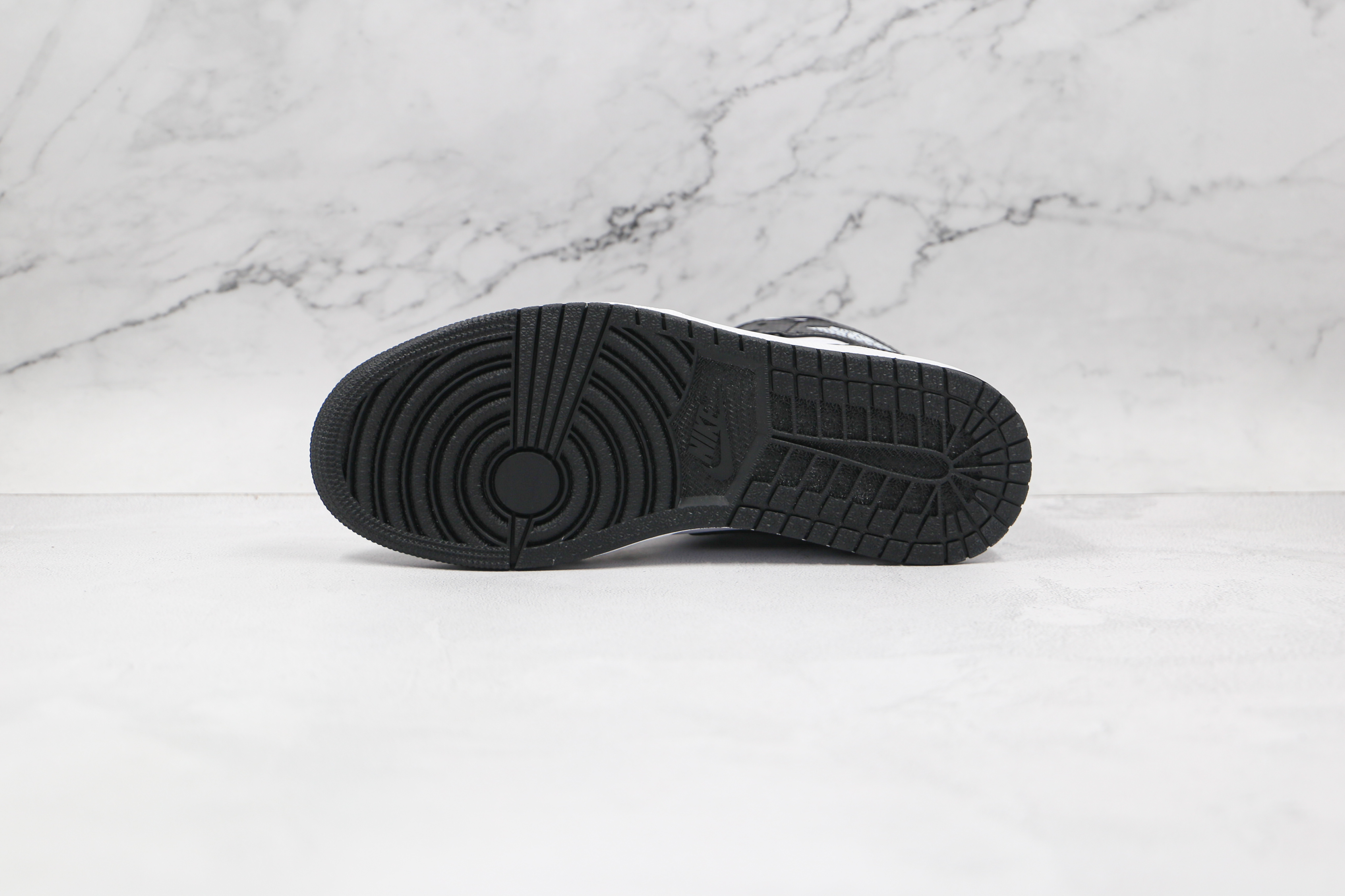 Air Jordan 1 Mid SE ASW Black and White