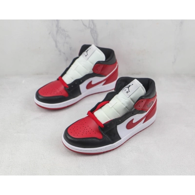 Air Jordan 1 Mid New Chicago 02