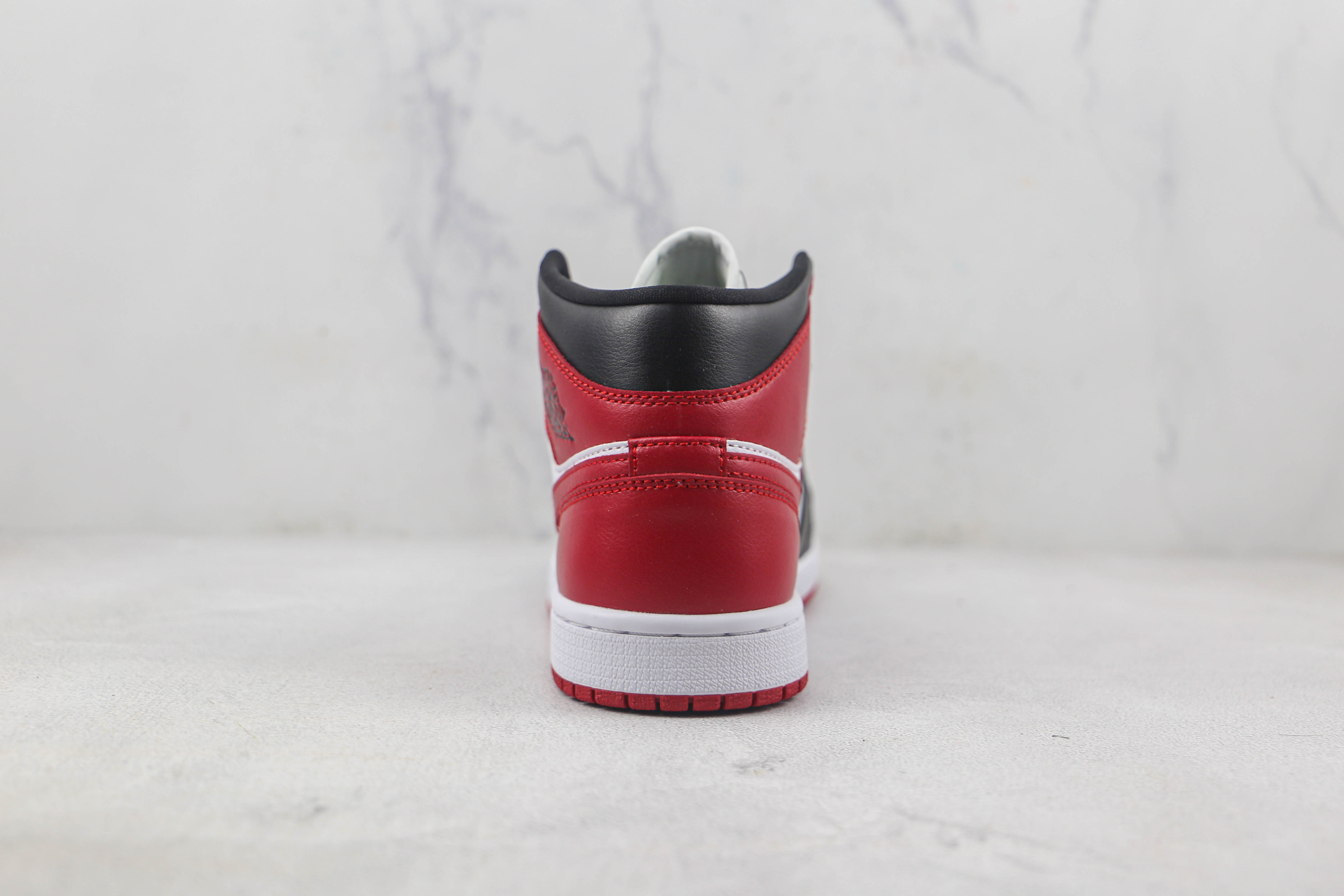 Air Jordan 1 Mid New Chicago