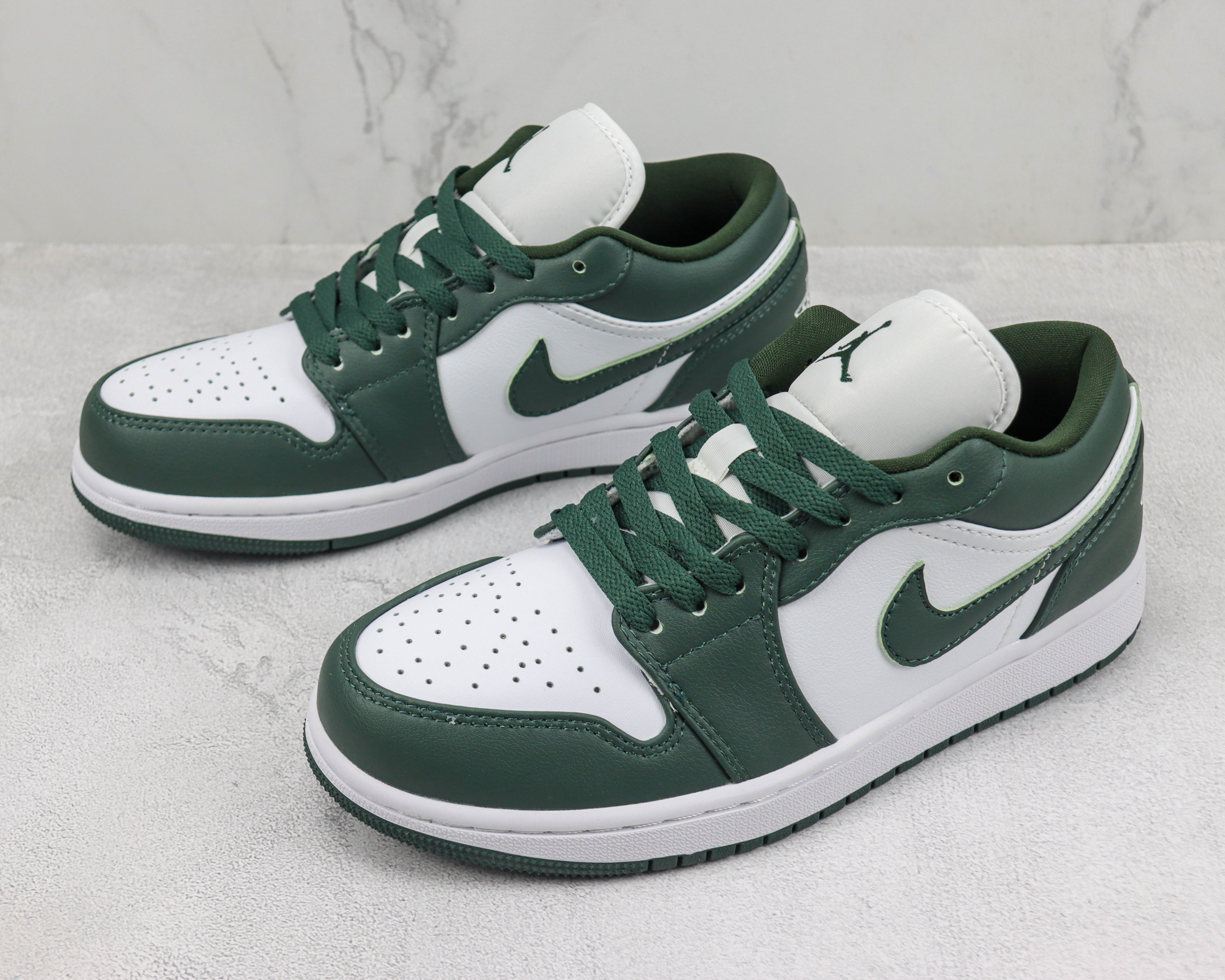 Air Jordan 1 Low Blackish Green