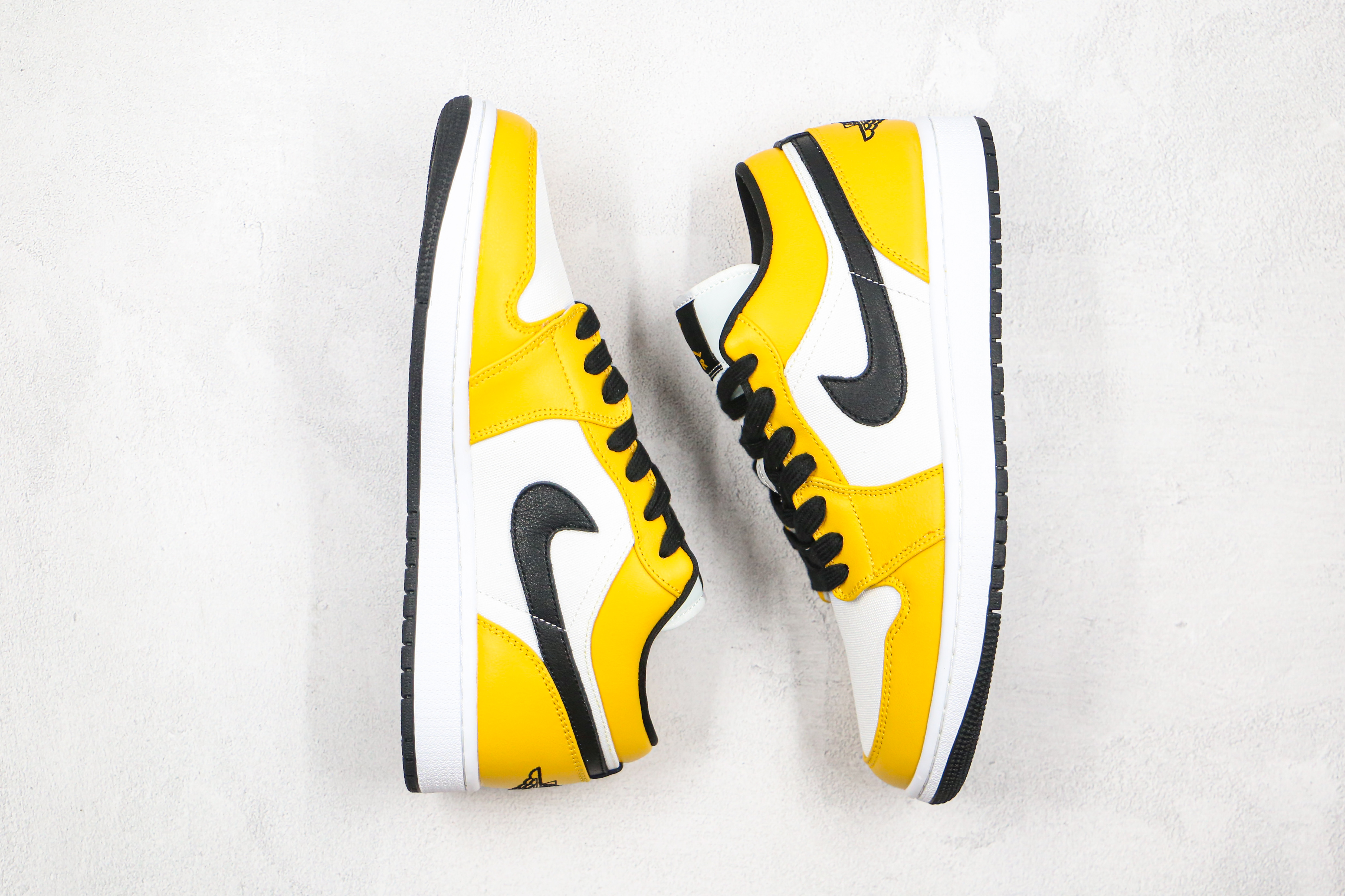 Air Jordan 1 Low Laser Orange