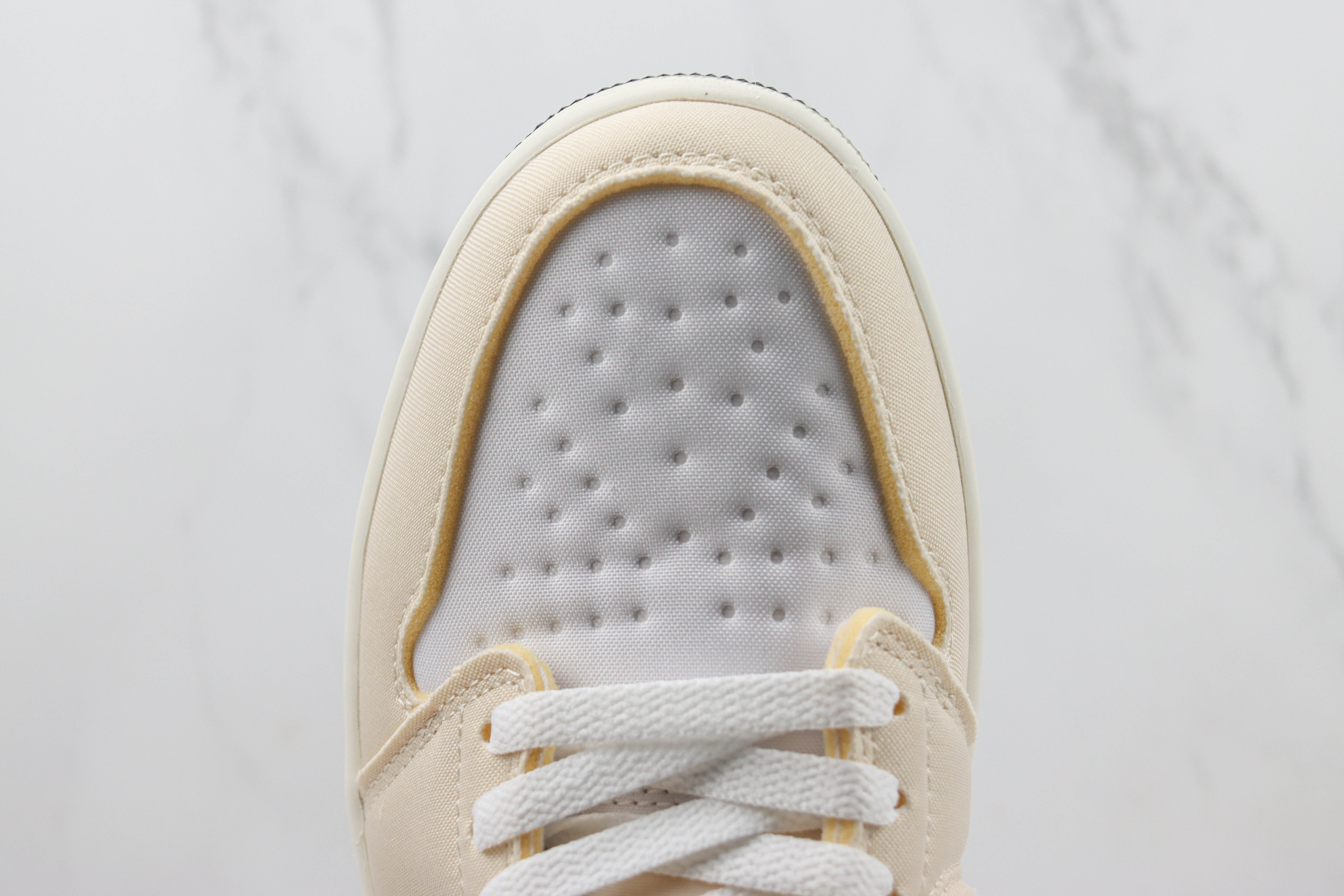 Air Jordan 1 Low Rice Gray Sponge