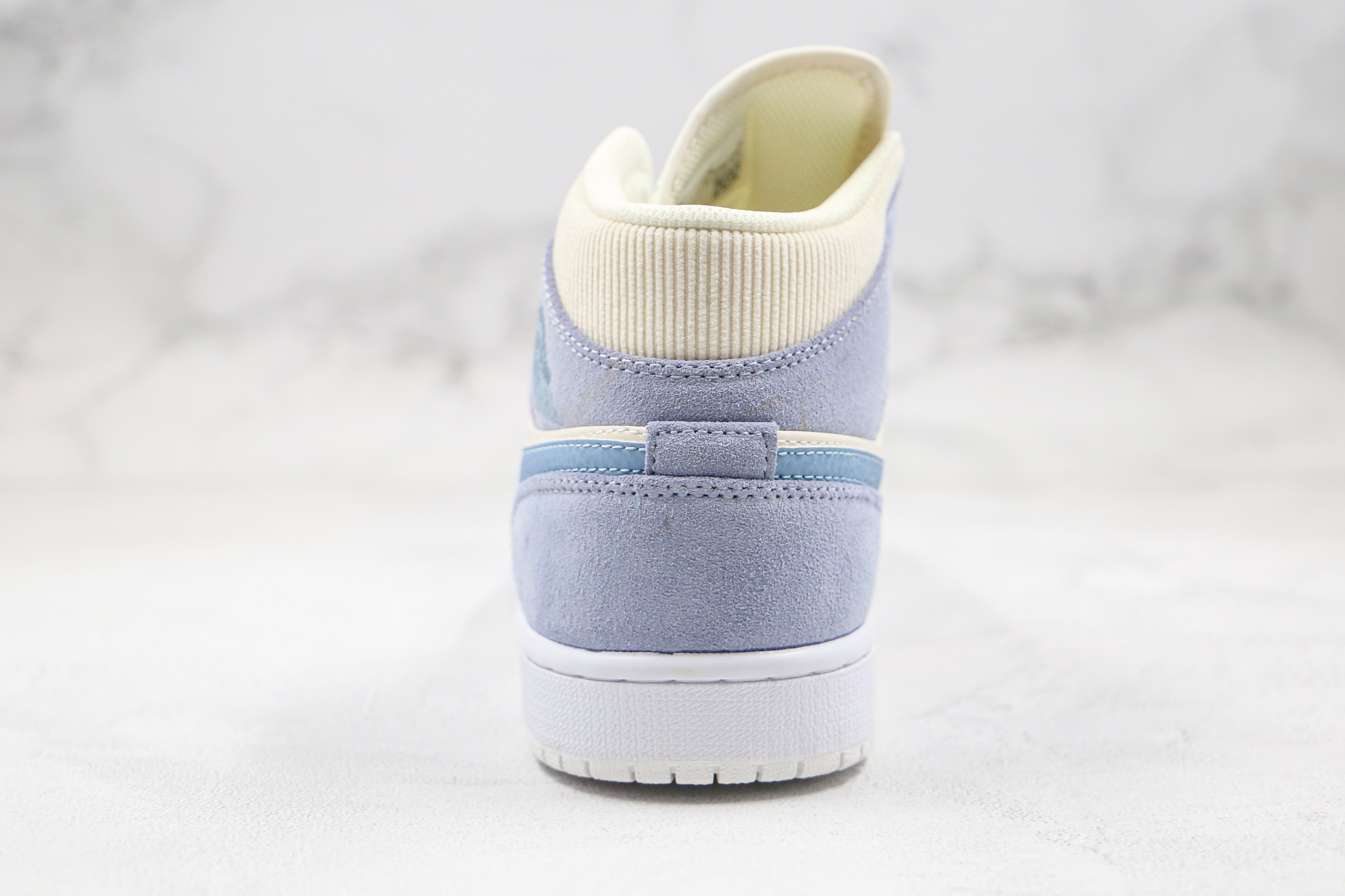 Air Jordan 1 Mid SE Sail Light Blue