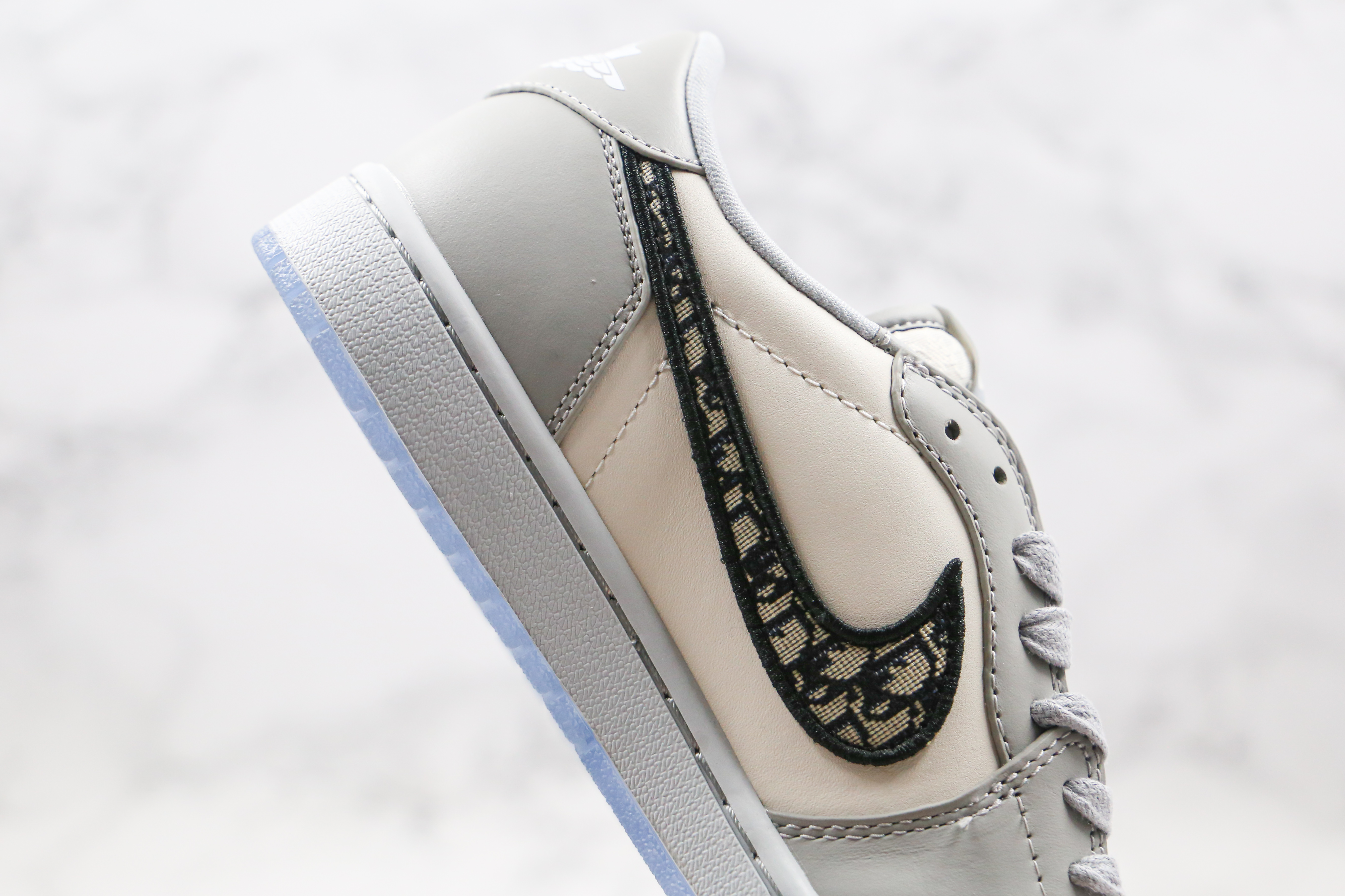 Dior x Air Jordan 1 Low Wolf Grey