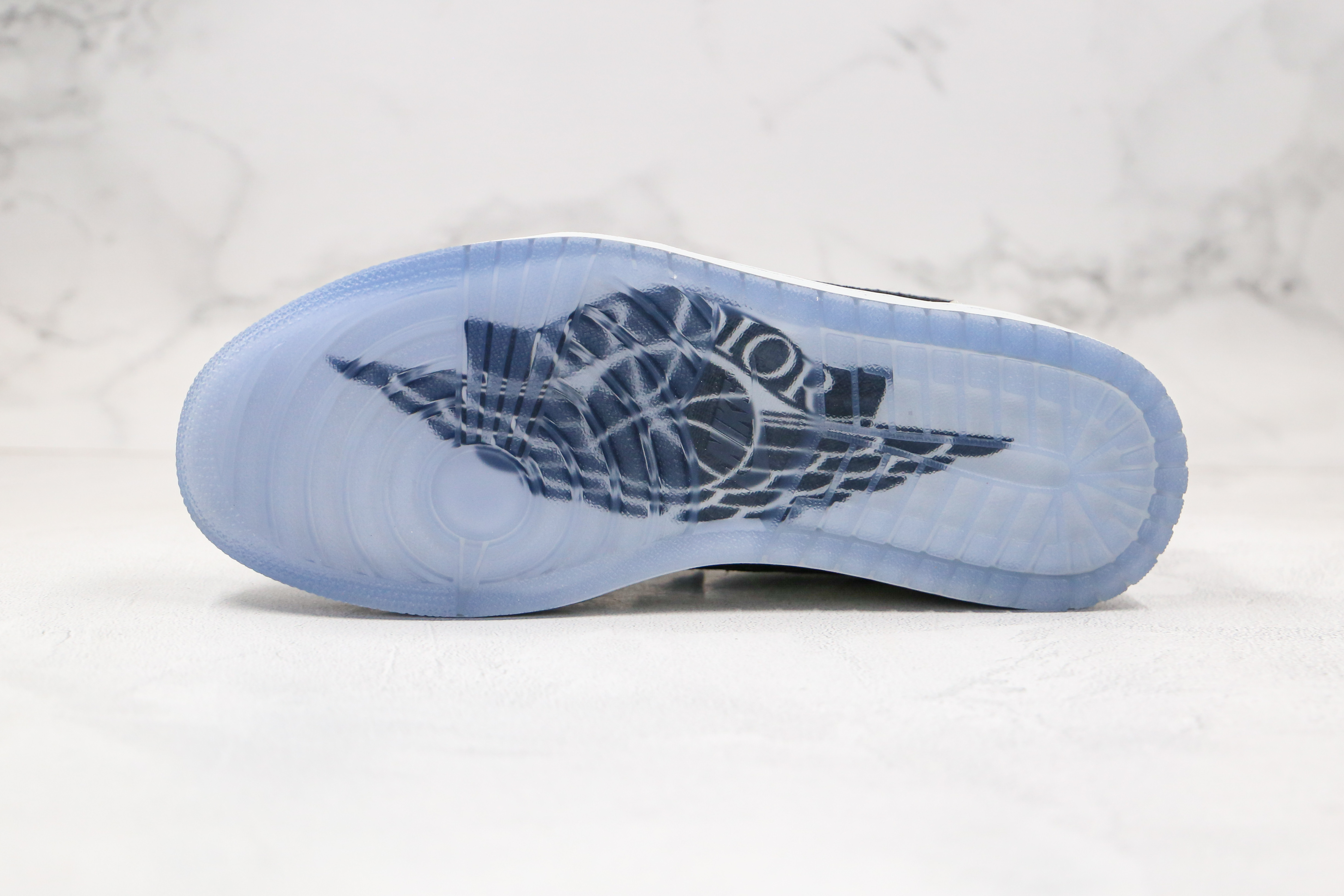 Dior x Air Jordan 1 Low Wolf Grey