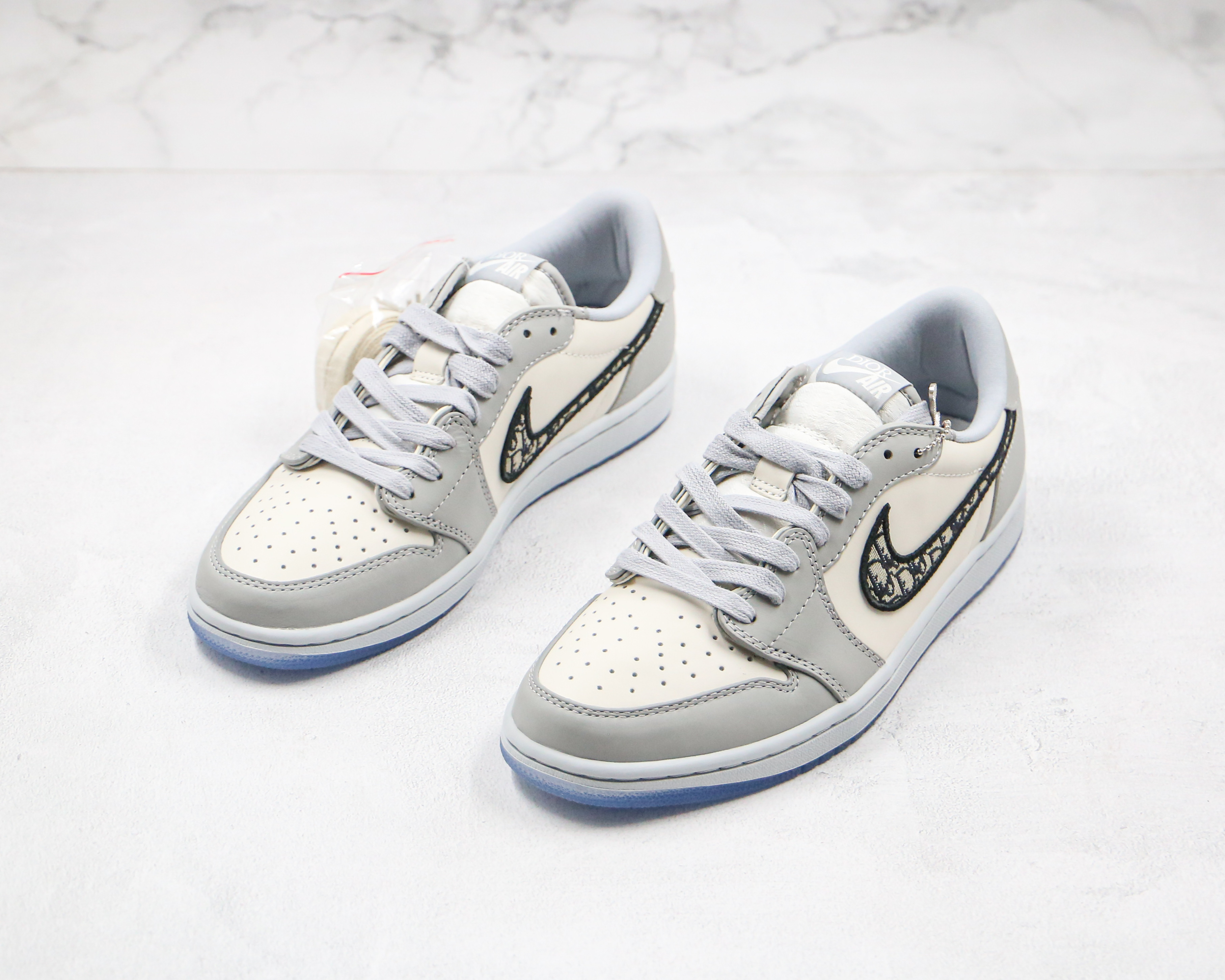 Dior x Air Jordan 1 Low Wolf Grey