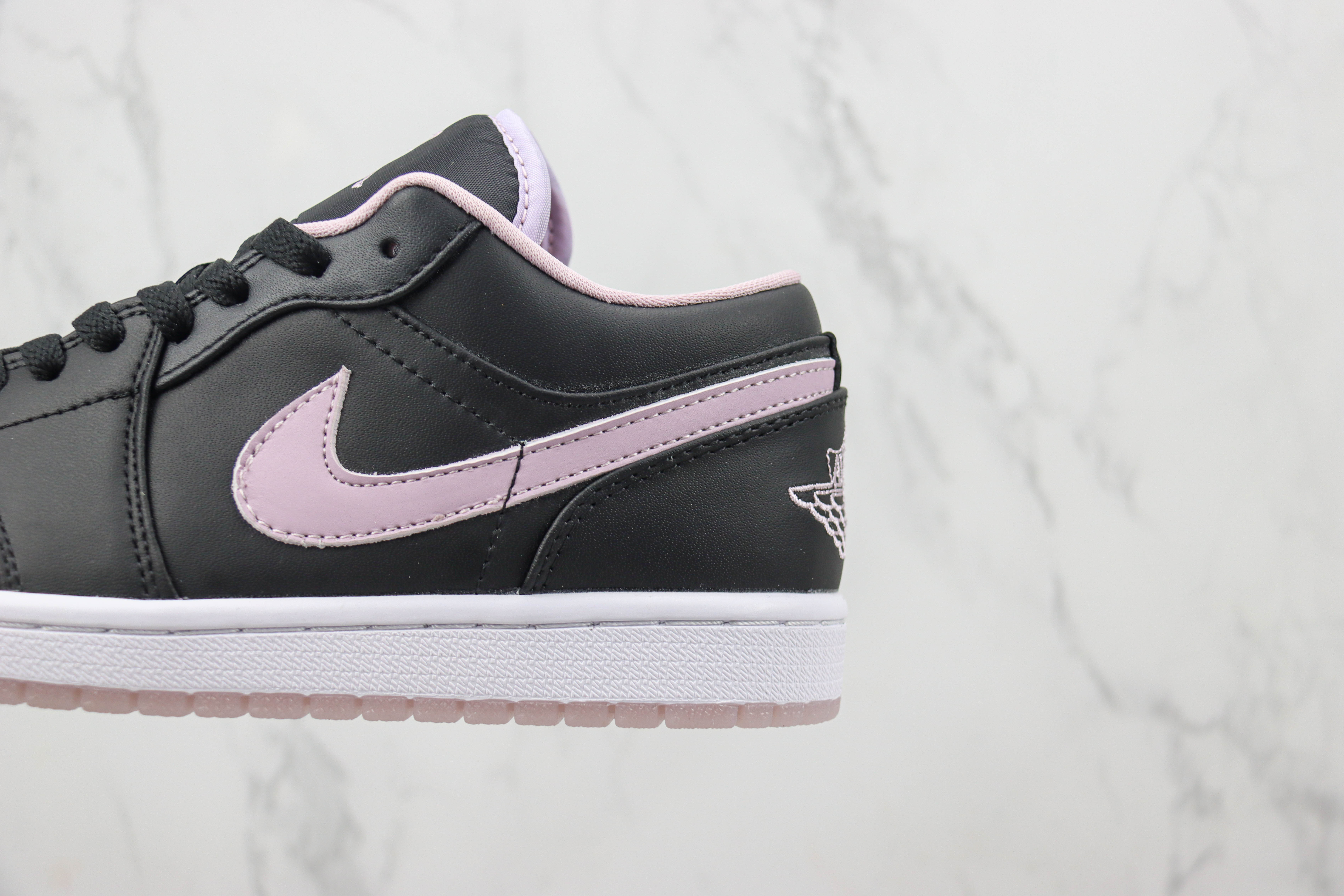 Travis Scott x Air Jordan 1 Low Black Purple