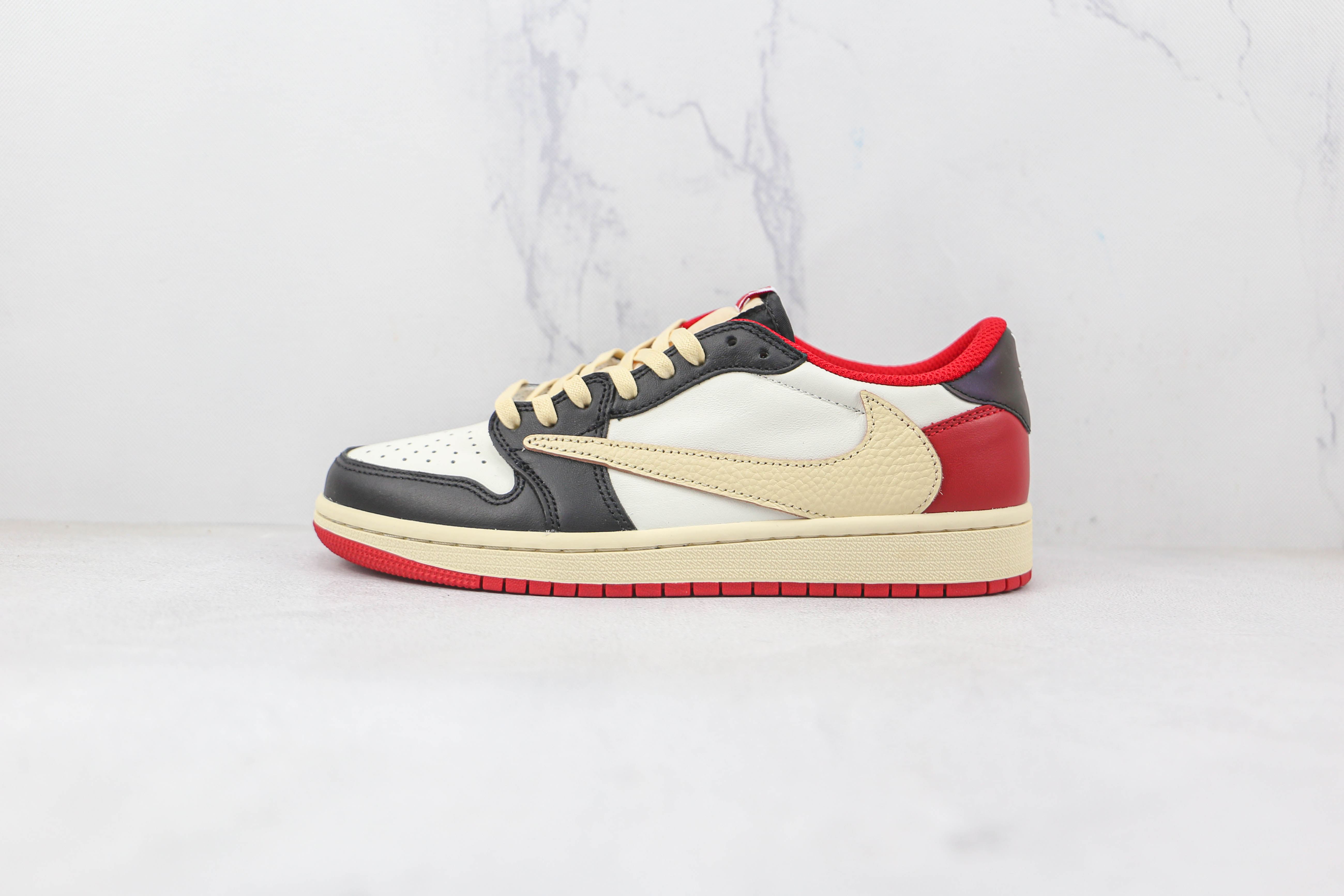 Travis Scott x Air Jordan 1 Low Black Red