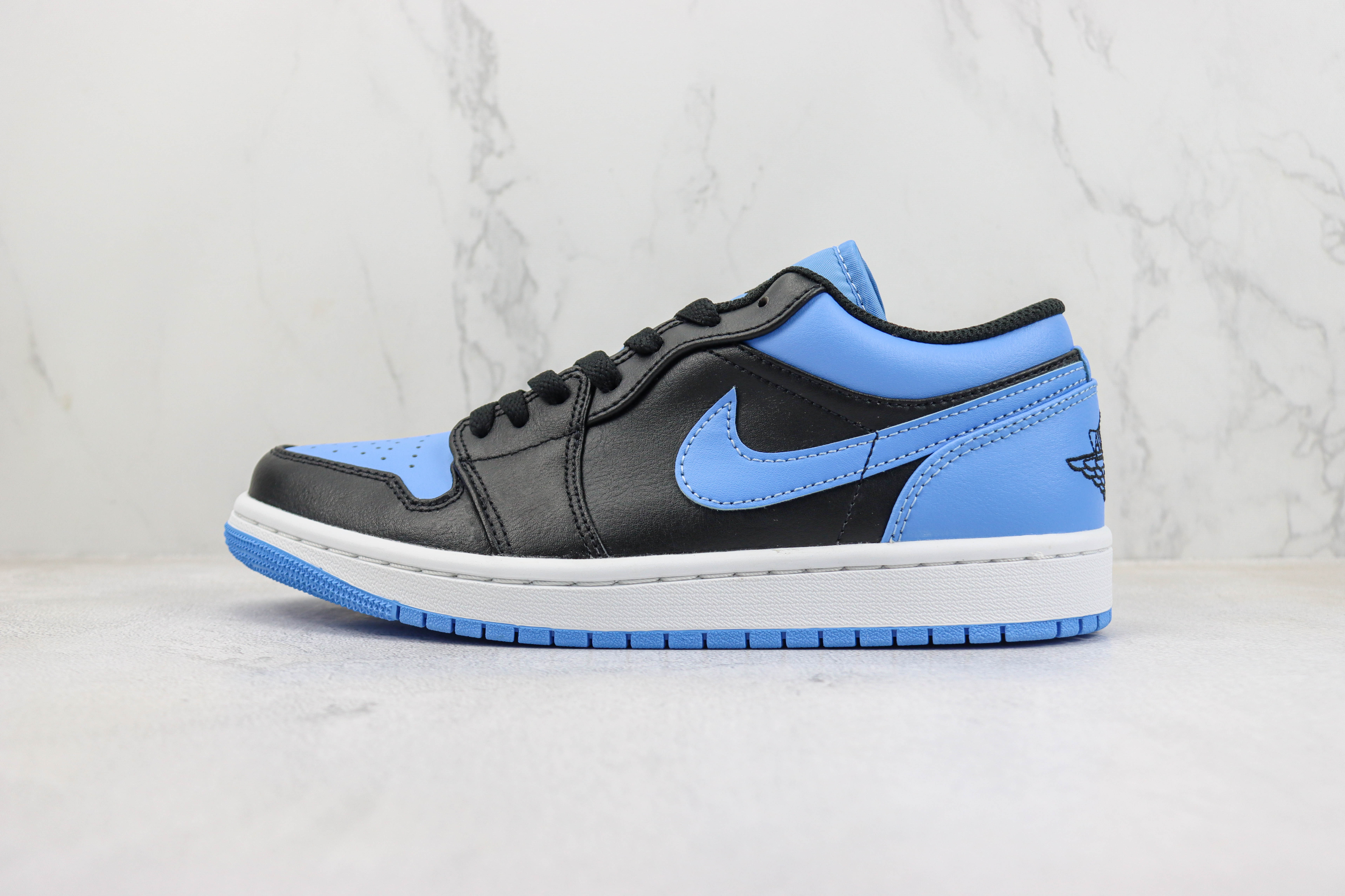 Travis Scott x Air Jordan 1 Low New Black Blue