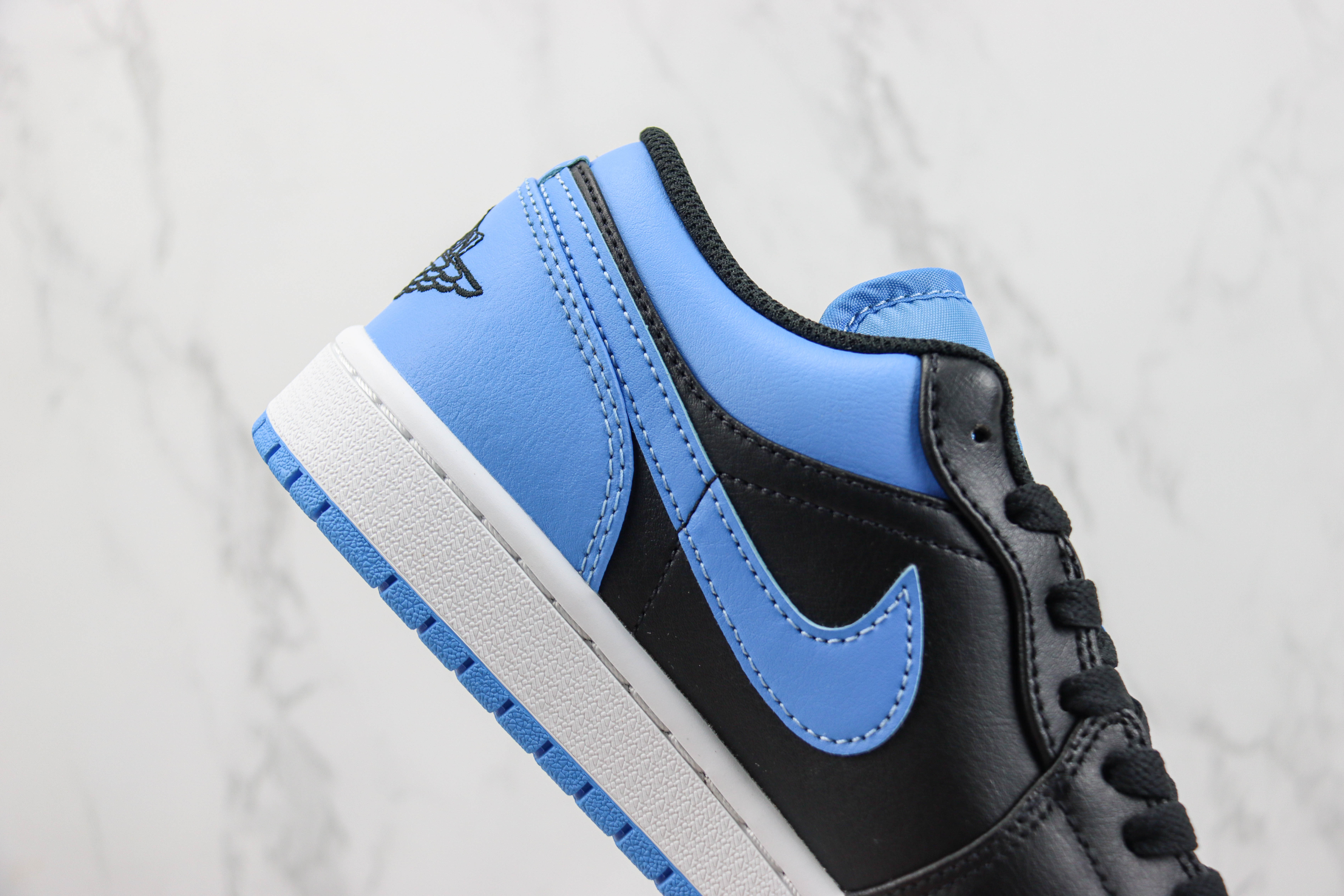 Travis Scott x Air Jordan 1 Low New Black Blue