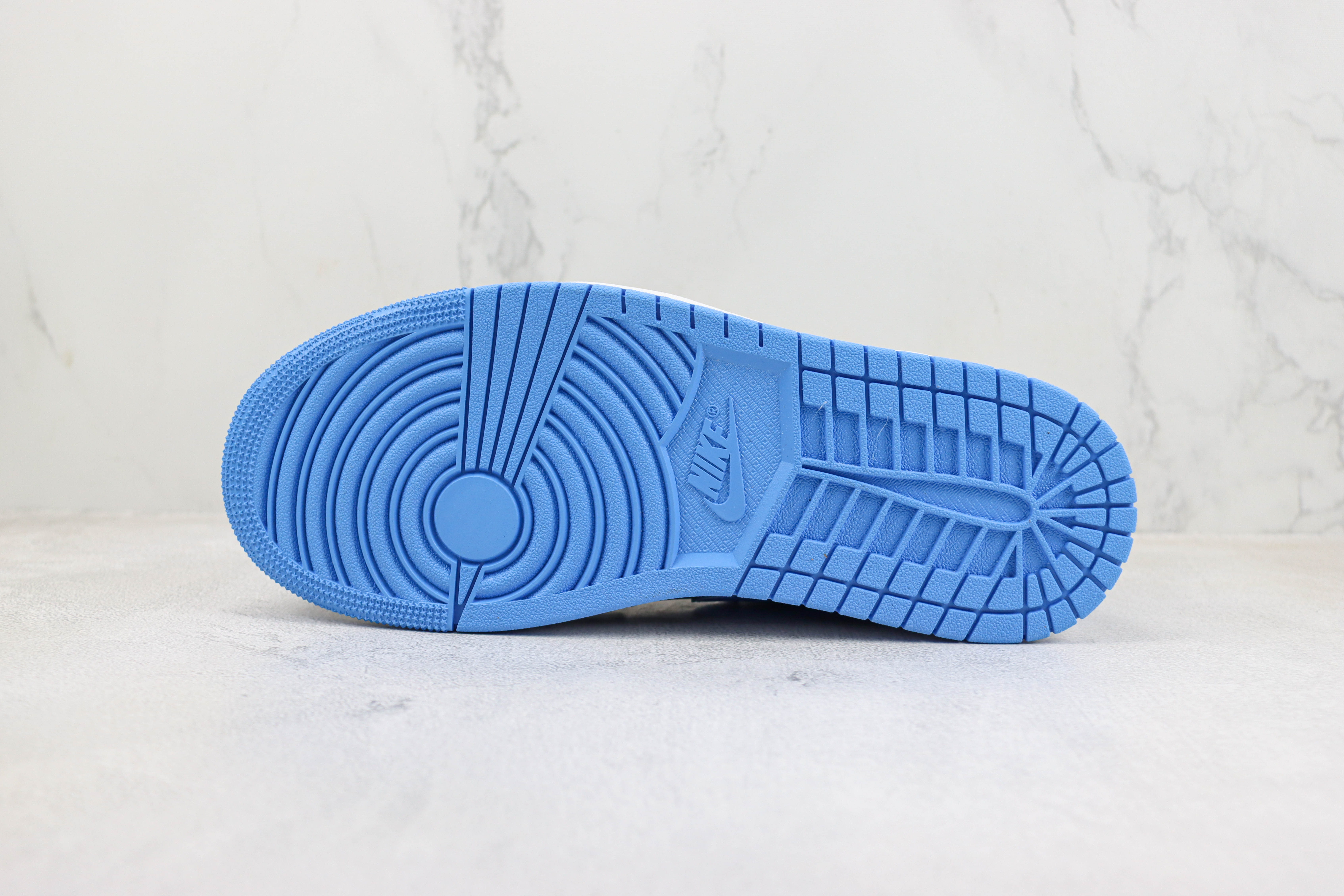 Travis Scott x Air Jordan 1 Low New Black Blue