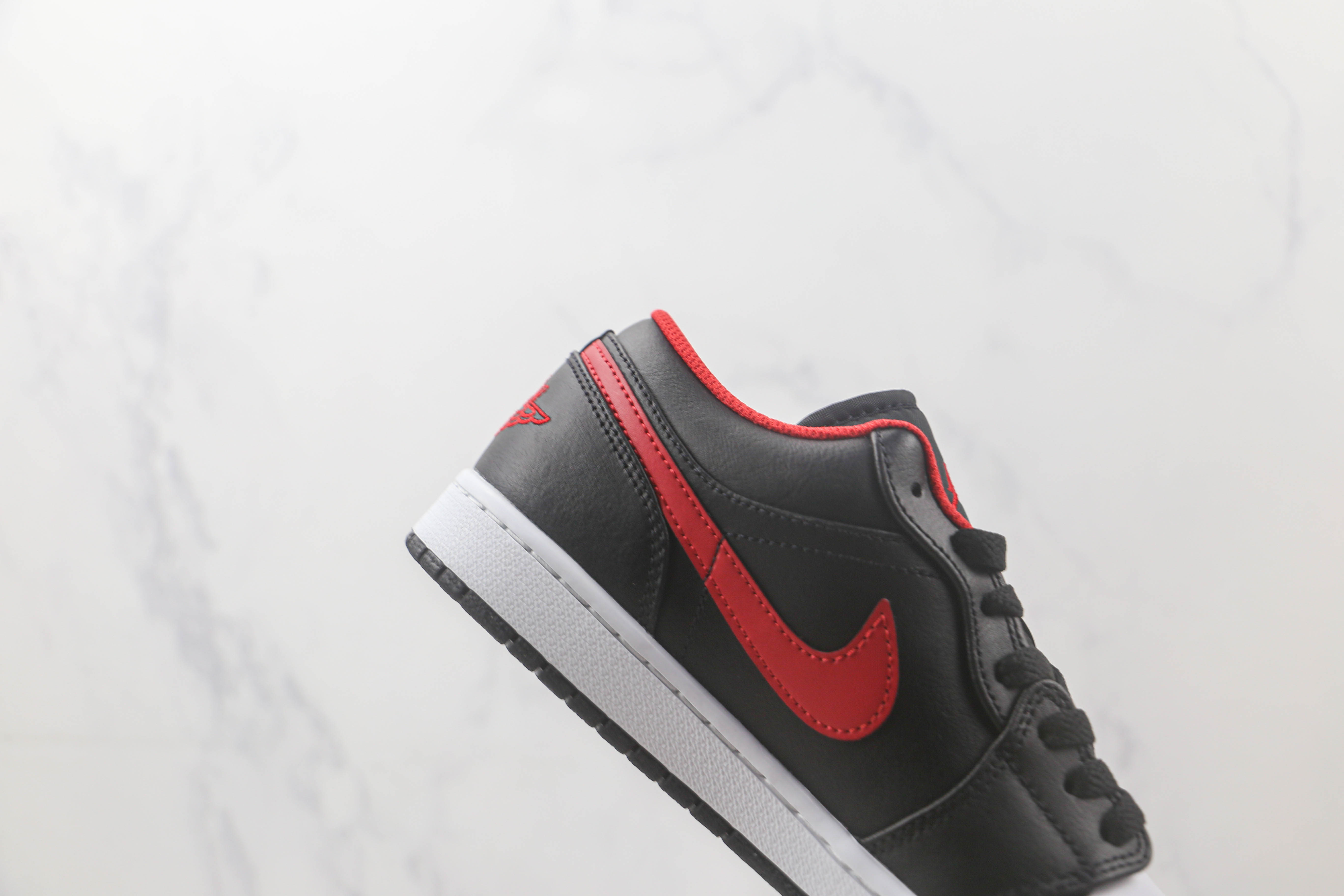 Travis Scott x Air Jordan 1 Low New Black Red