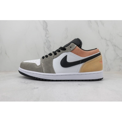 Travis Scott x Air Jordan 1 Low SE 'Flight Club' 01