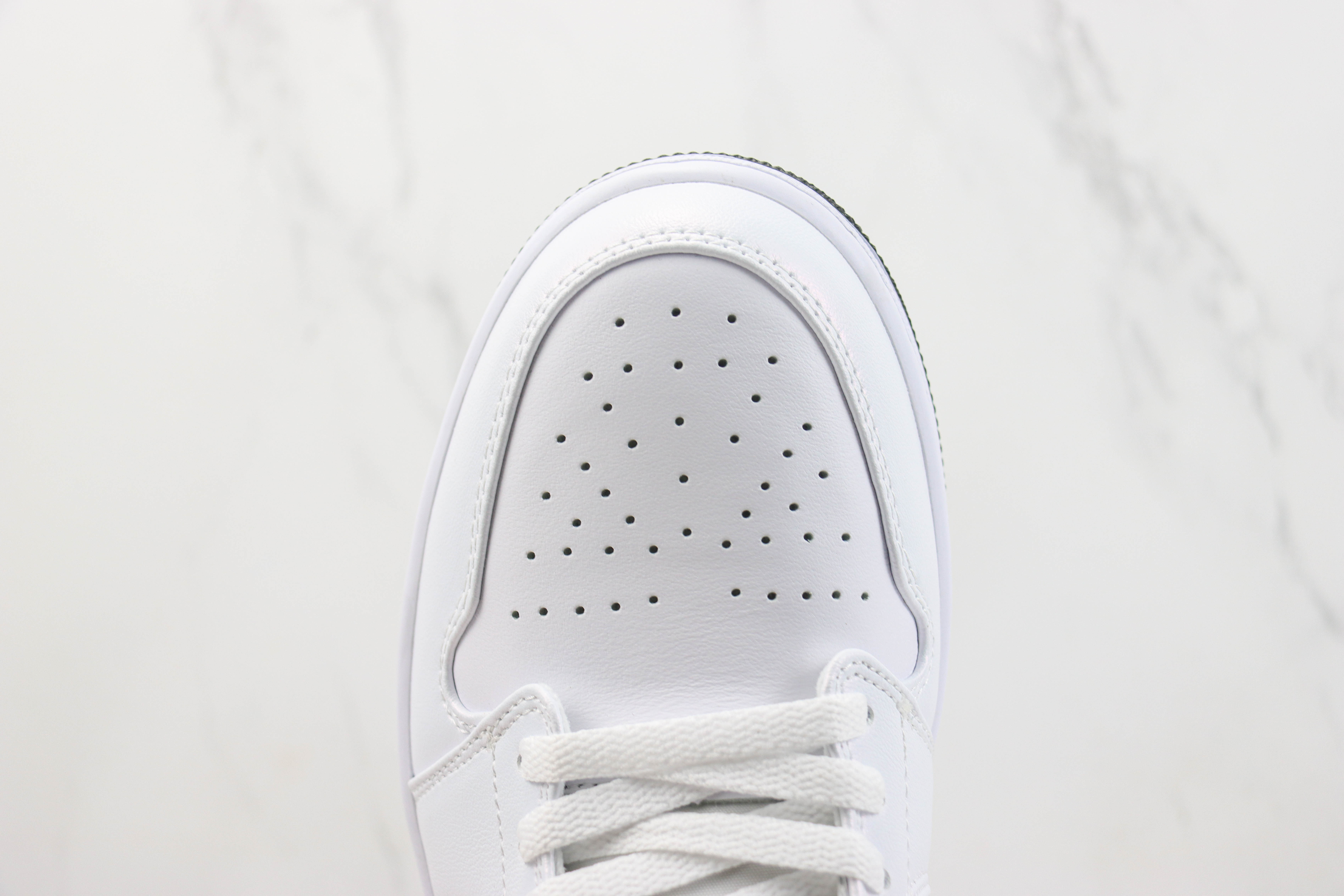 Travis Scott x Air Jordan 1 Low White Black