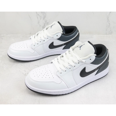 Travis Scott x Air Jordan 1 Low White Black 02