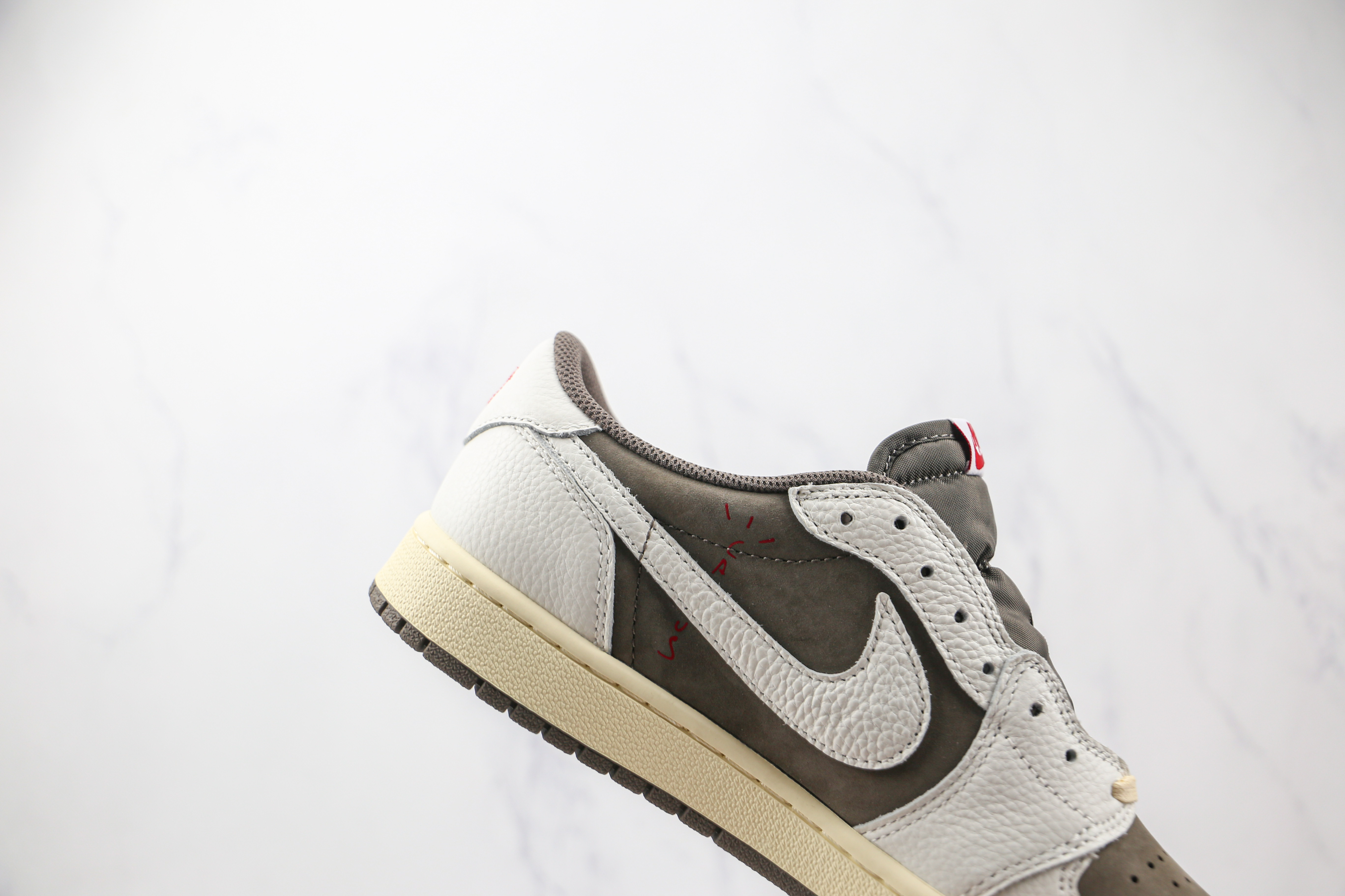Travis Scott x Air Jordan 1 Low White BrownBarb