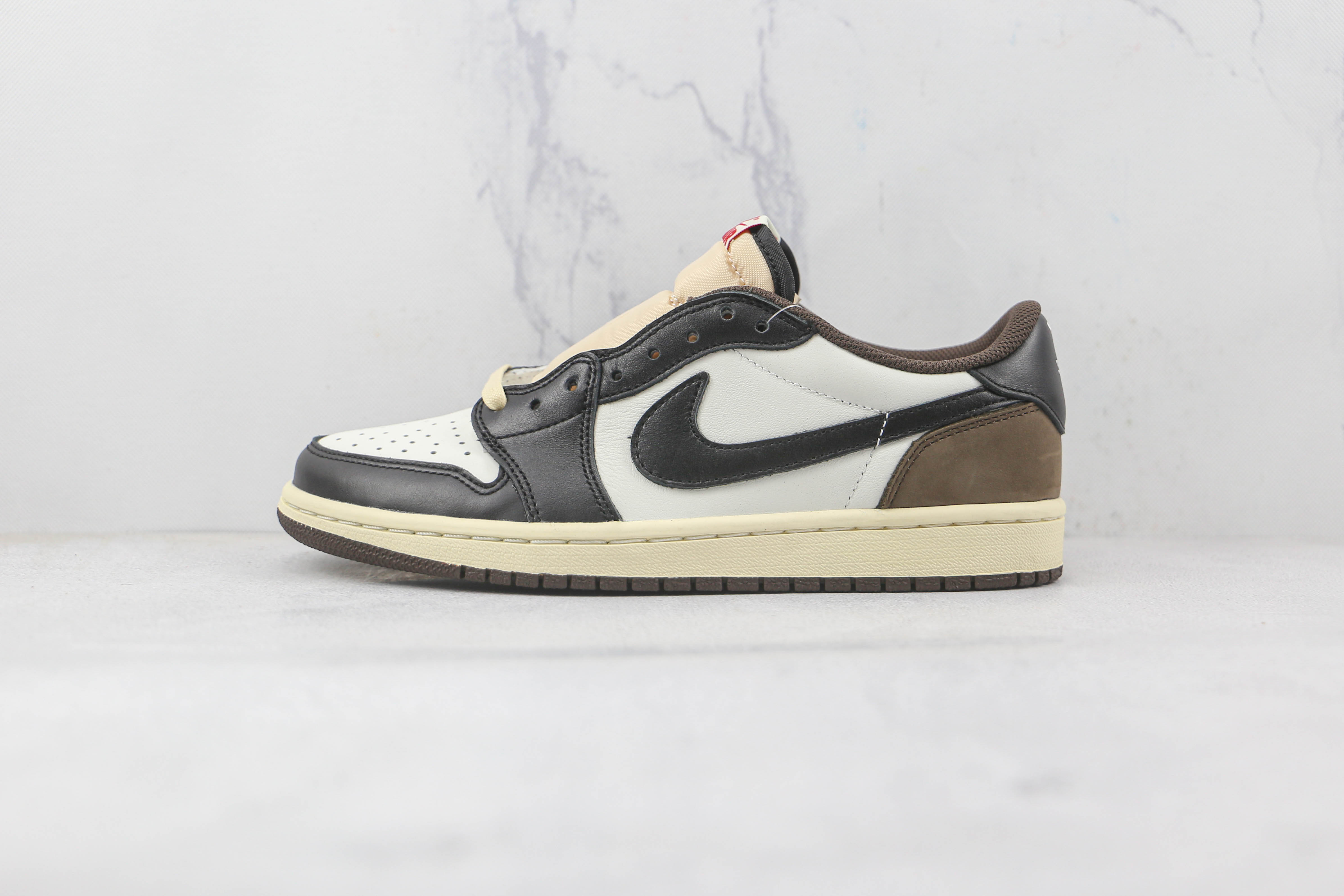 Air Jordan 1 Low Low-bank Mocha