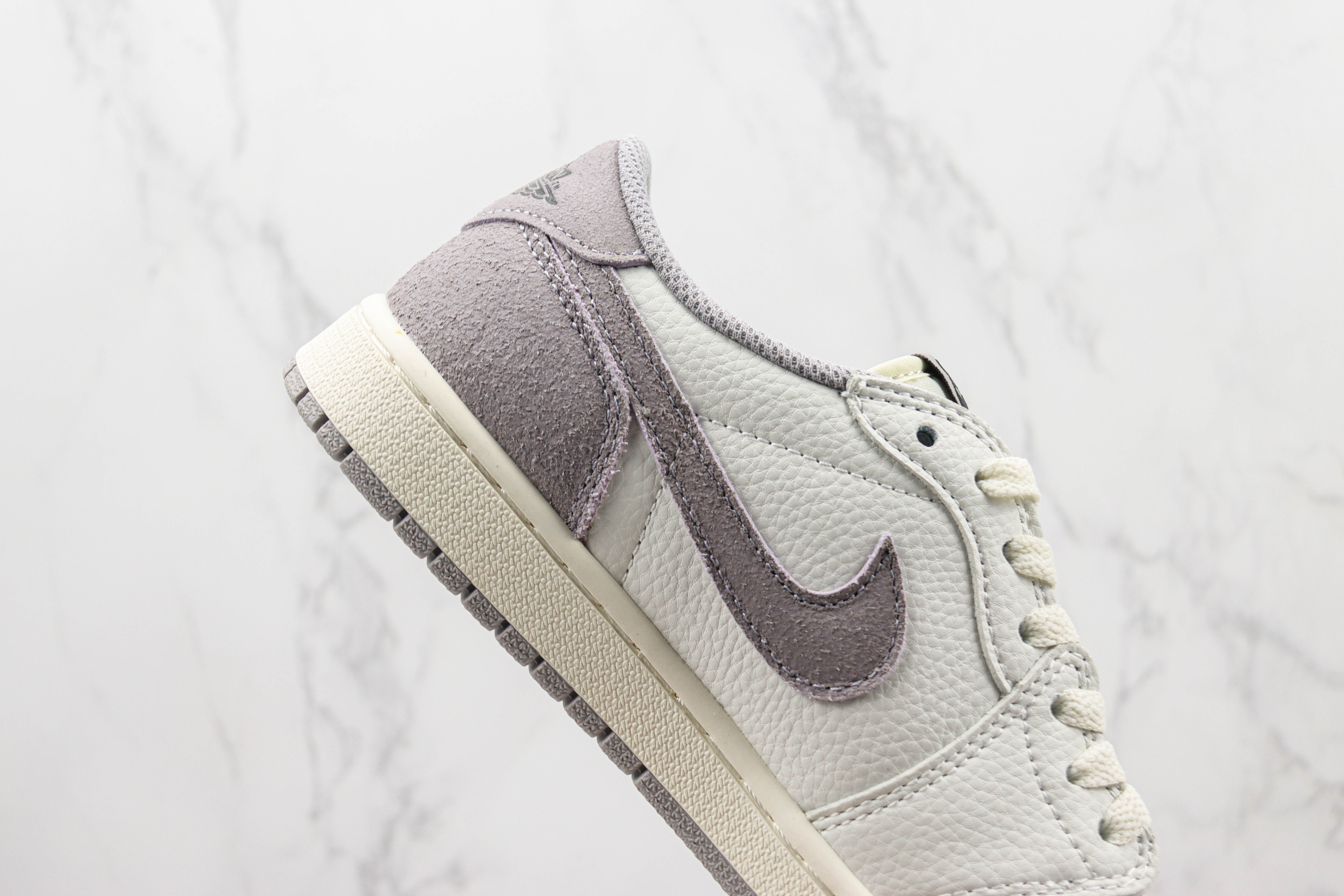 Air Jordan 1 Low “Atmosphere Grey”