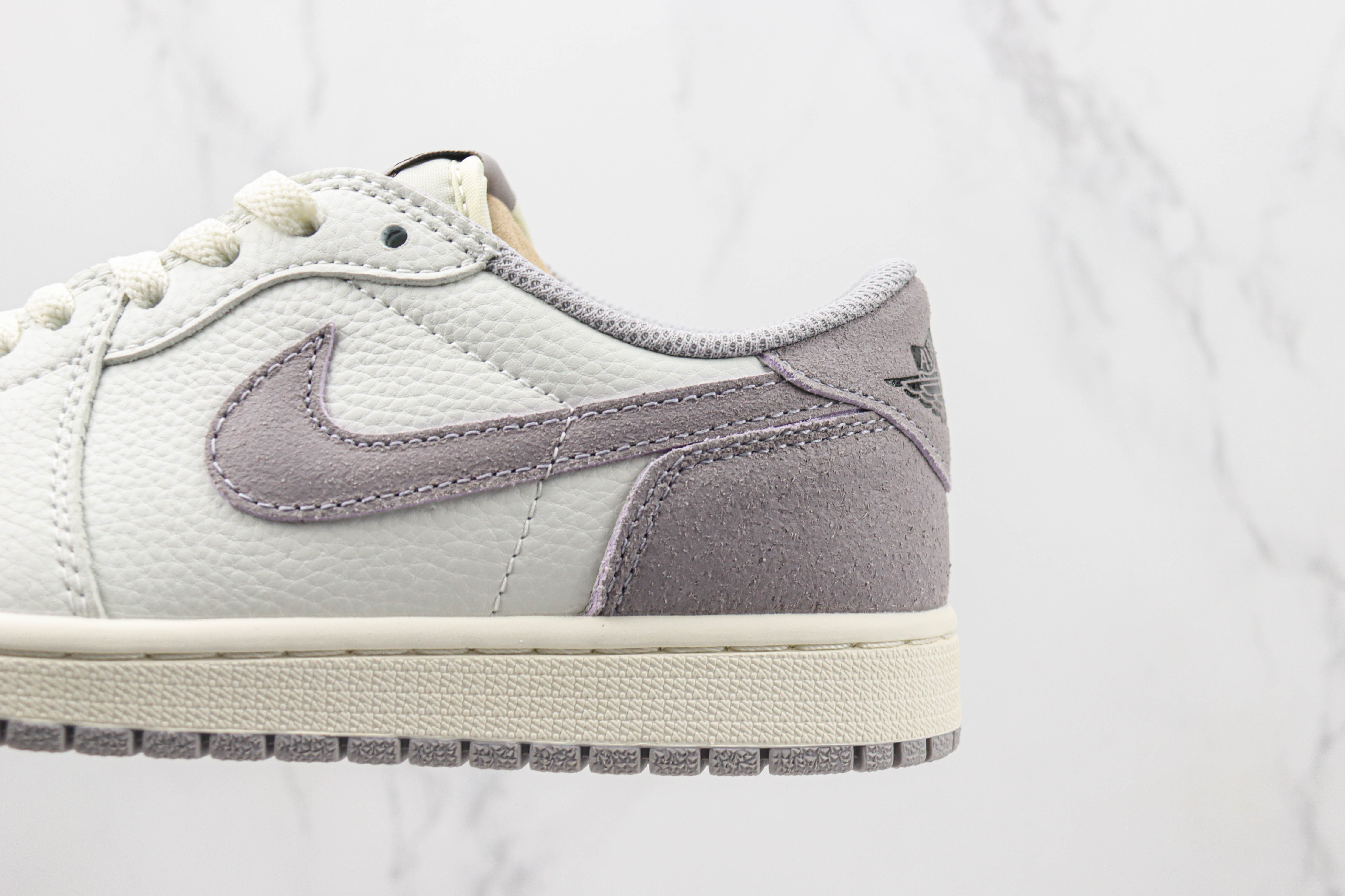 Air Jordan 1 Low “Atmosphere Grey”
