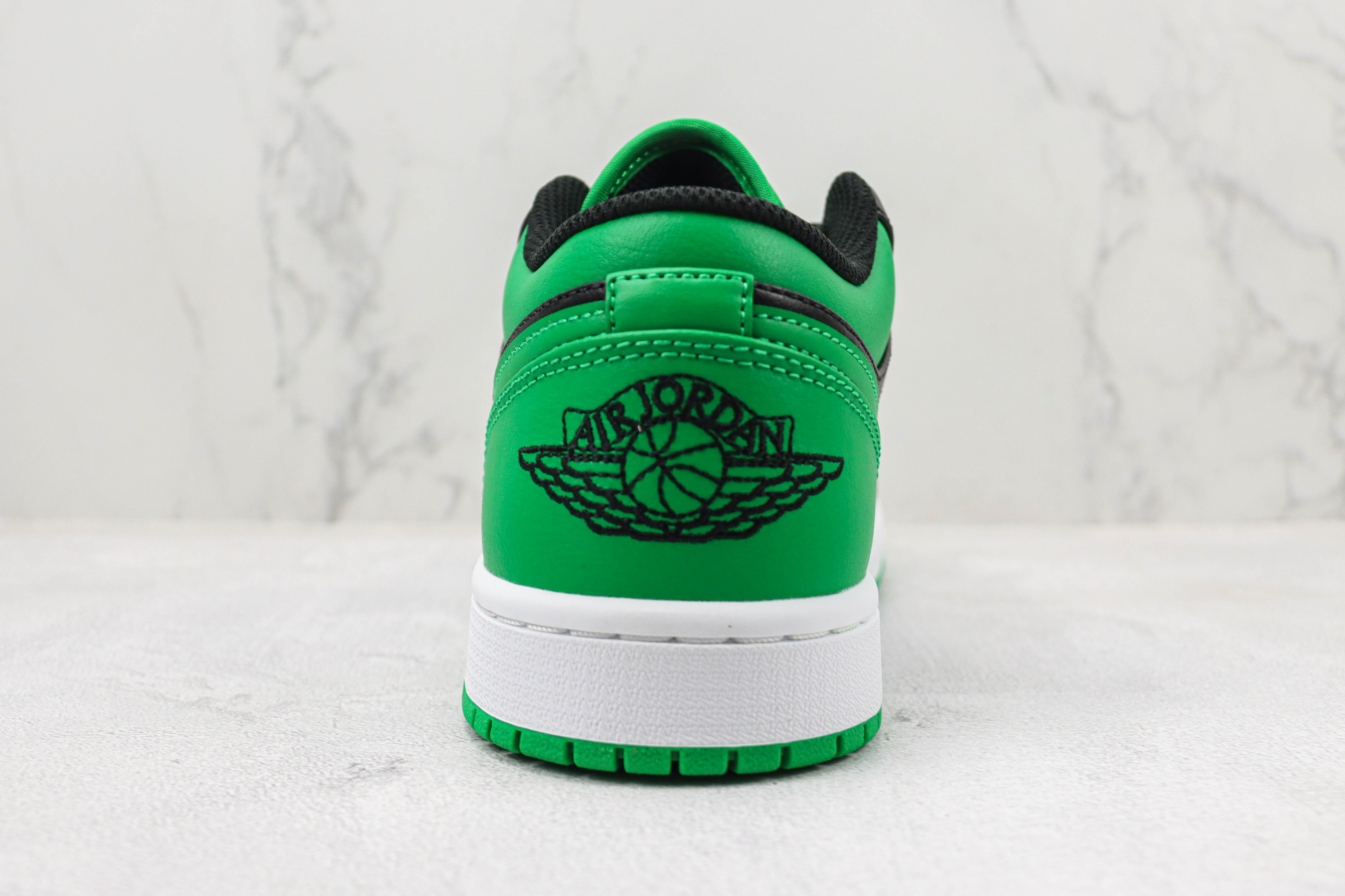 Air Jordan 1 Low “Lucky Green”Black Green Toes