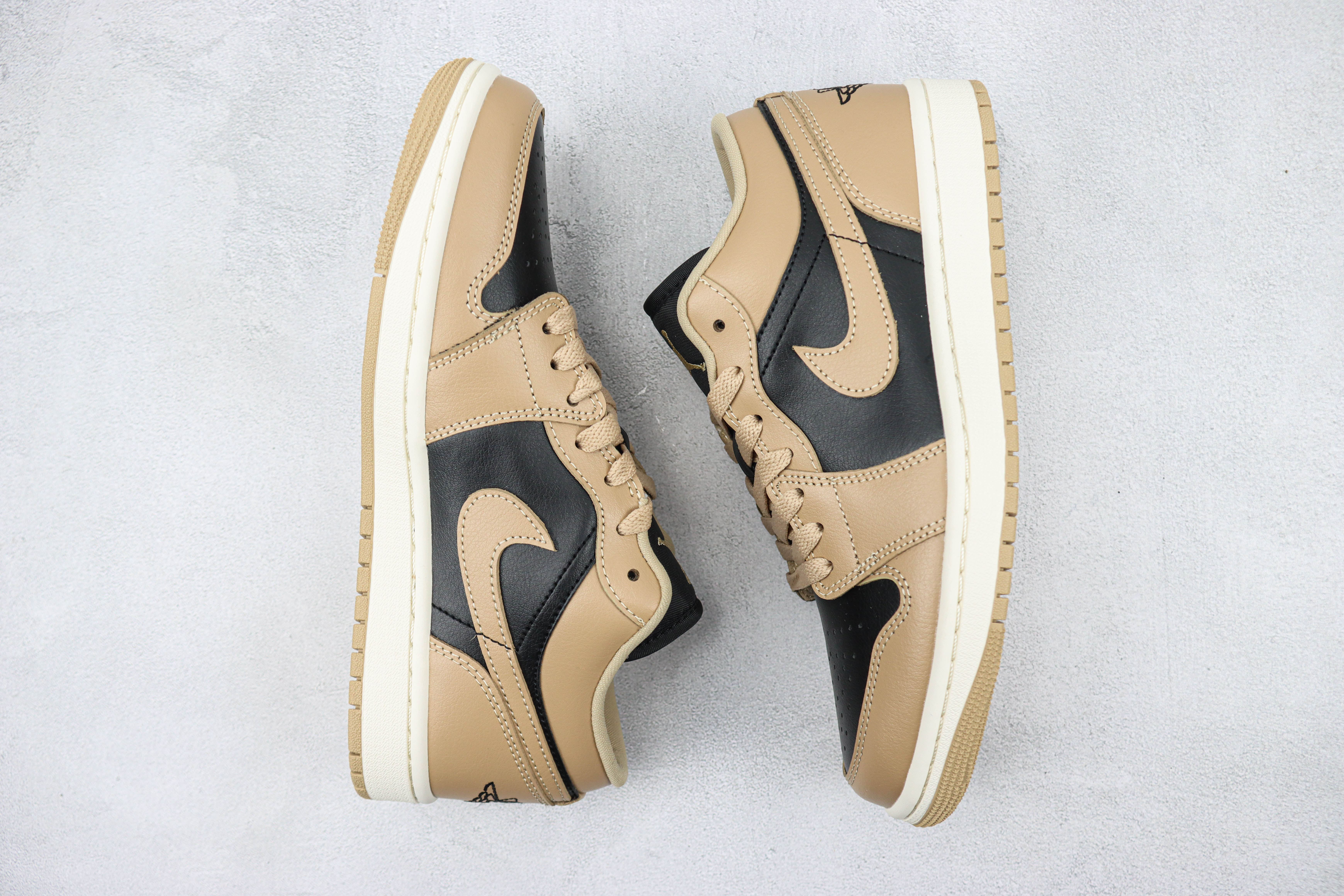 Air Jordan 1 Low Brown