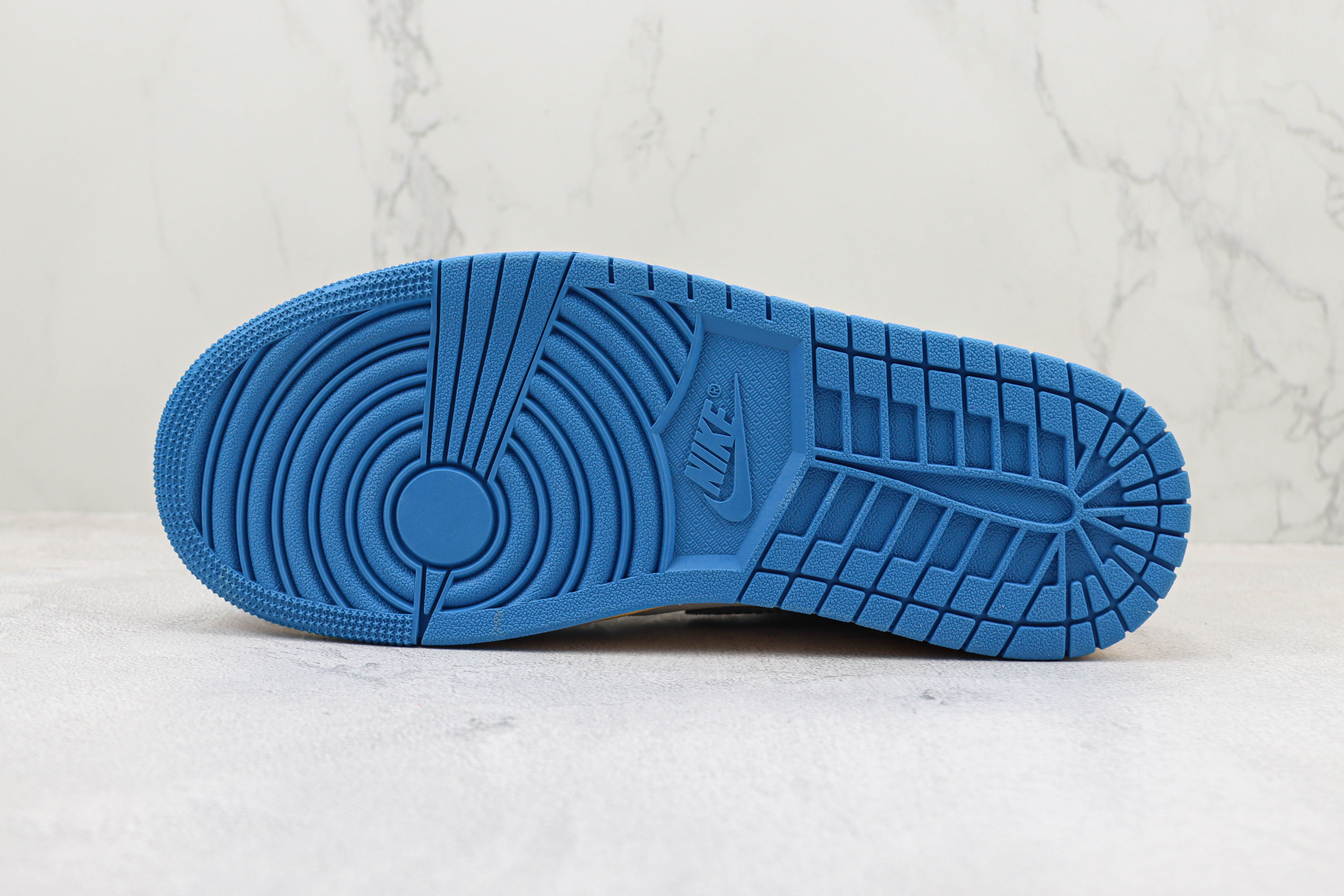 Air Jordan 1 Low North Karan Grey