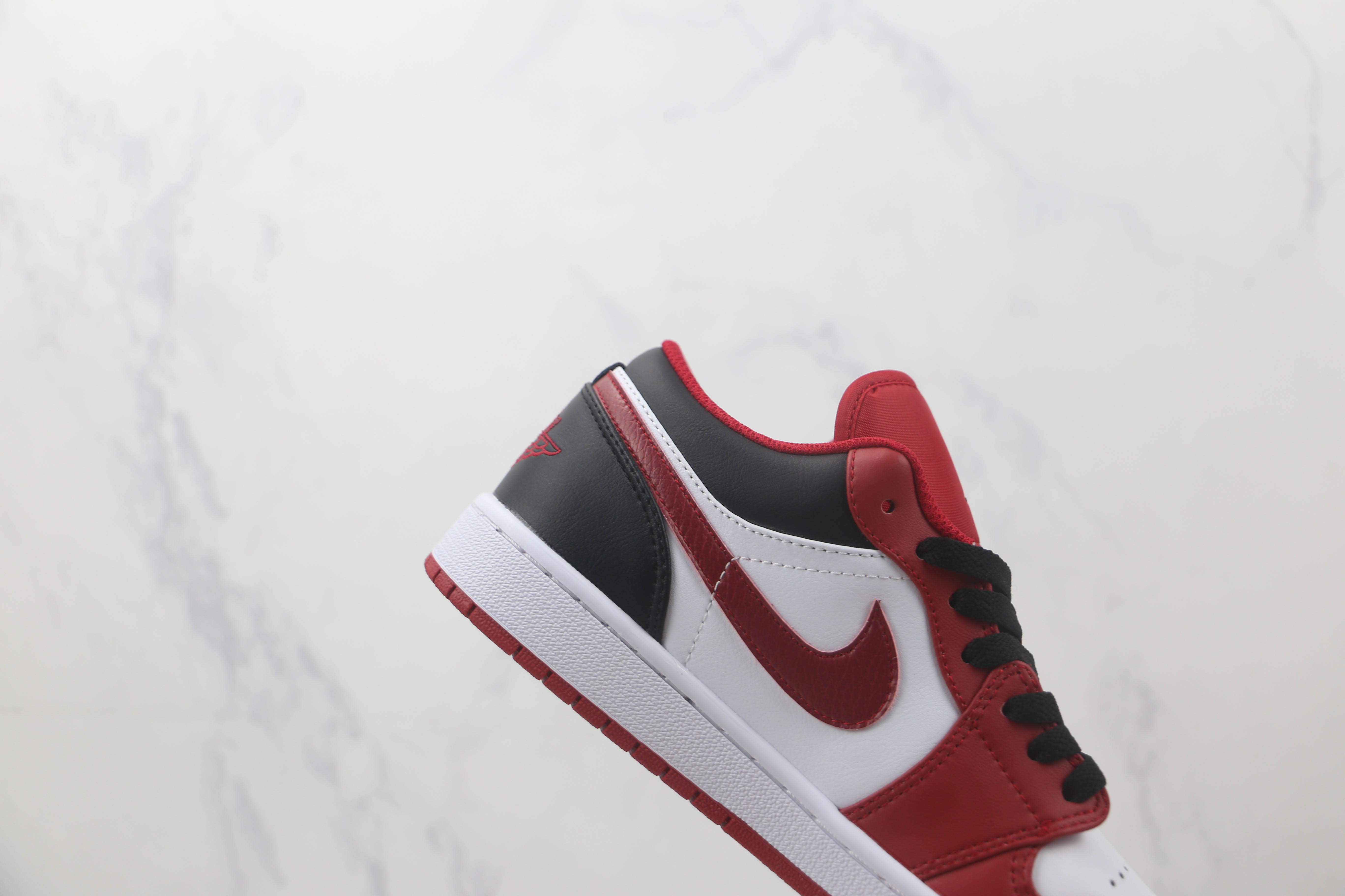 Air Jordan 1 Low Red, white And Black