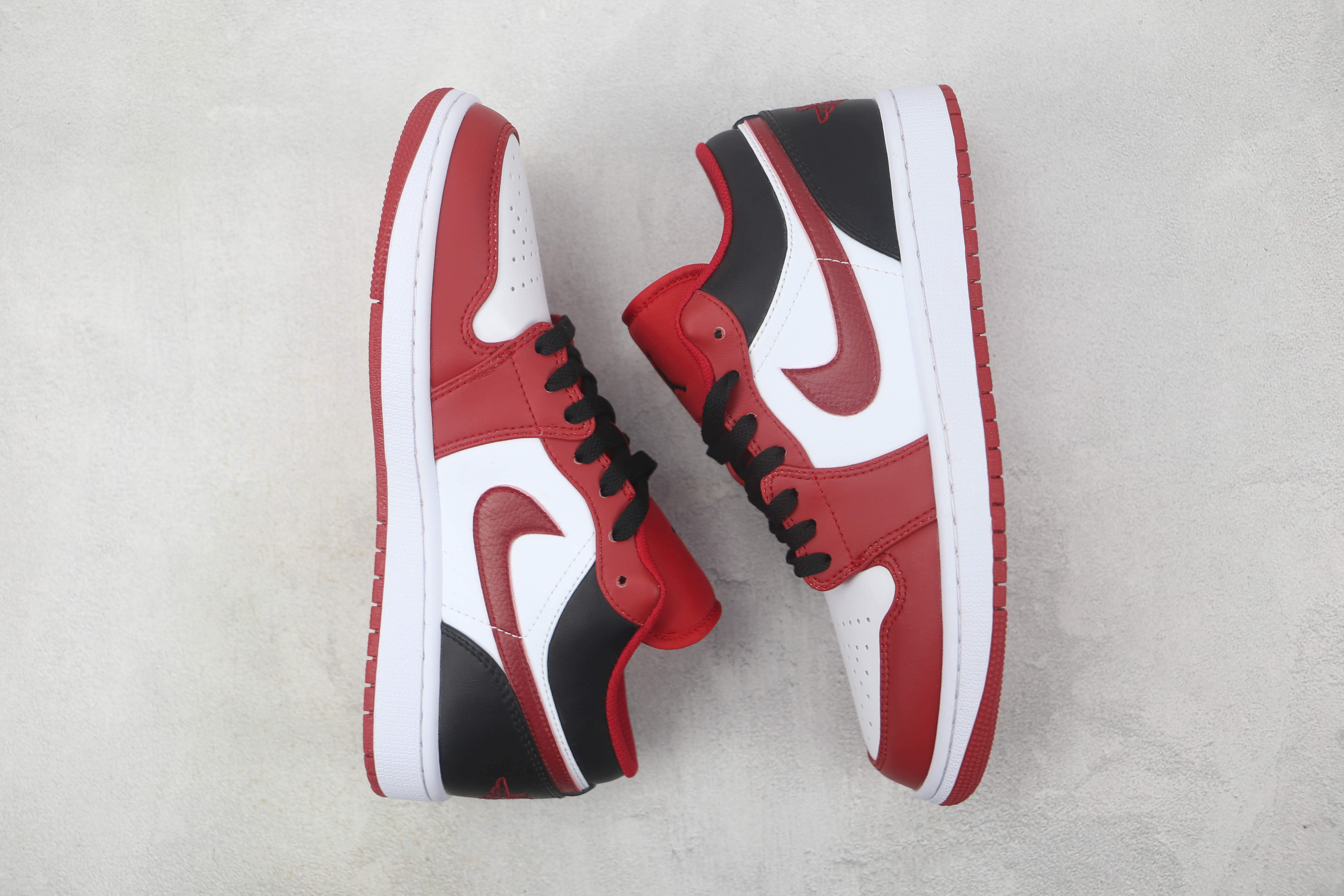 Air Jordan 1 Low Red, white And Black