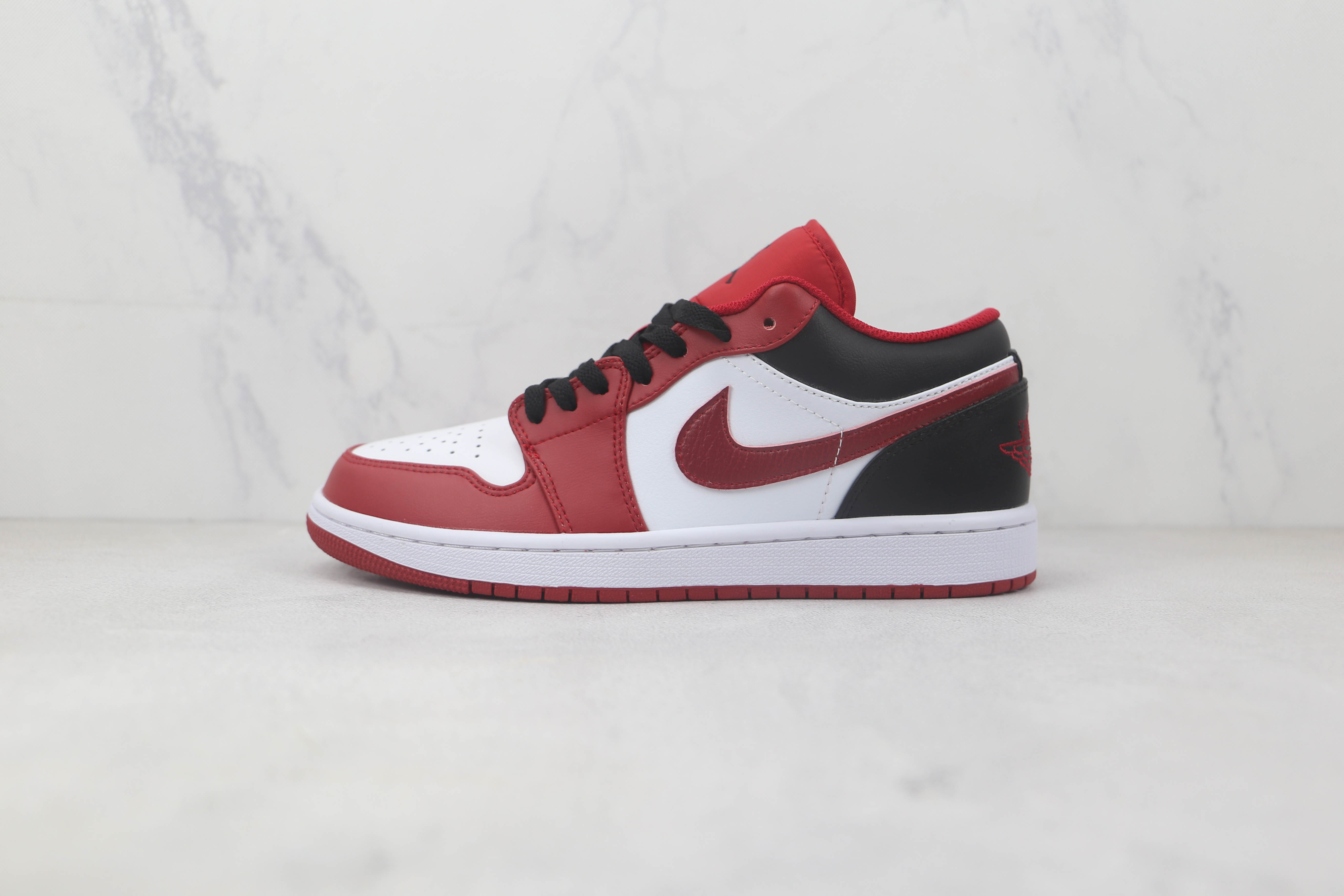Air Jordan 1 Low Red, white And Black