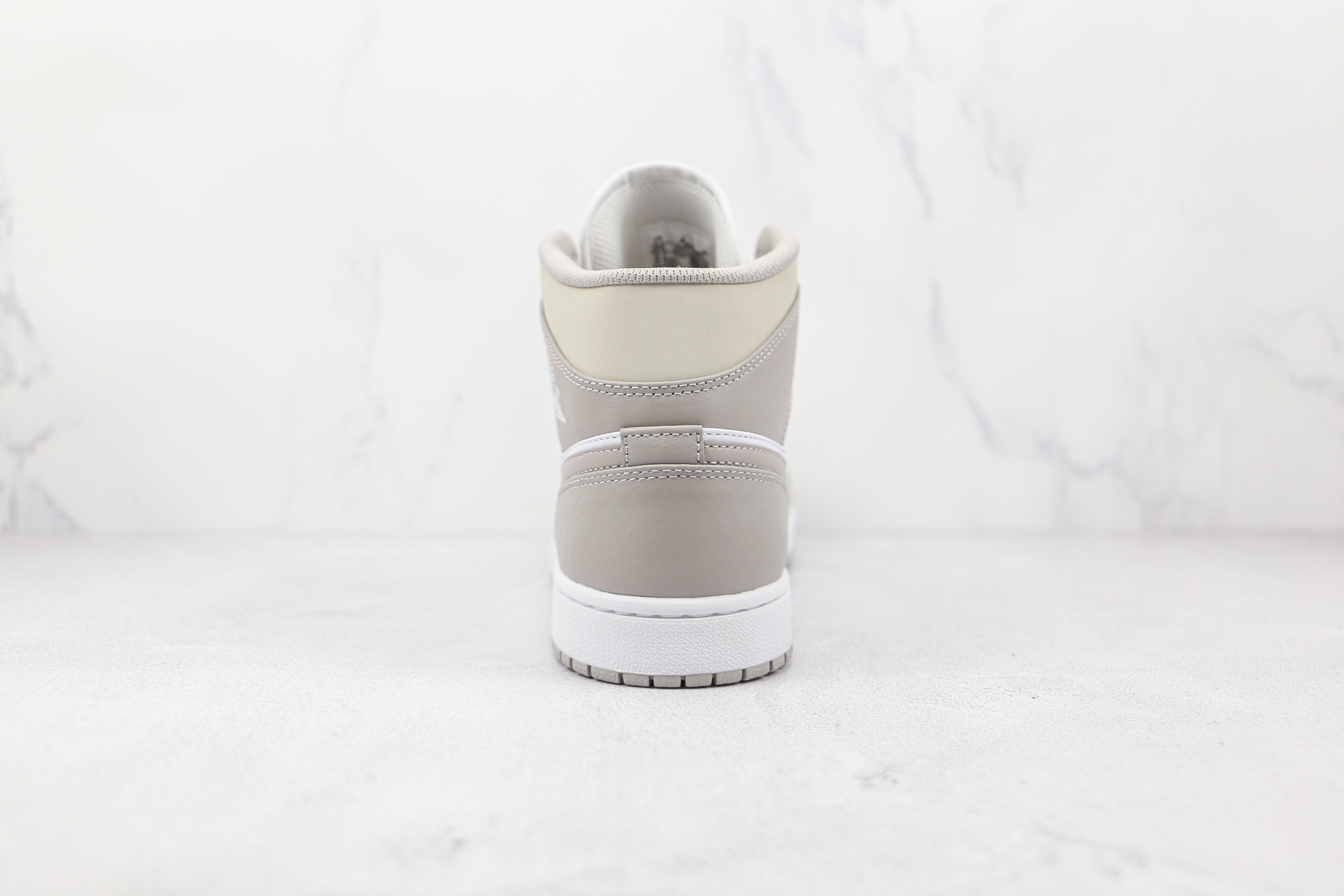 Air Jordan 1 Light Bone Color