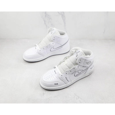 Air Jordan 1 Graffiti White 02
