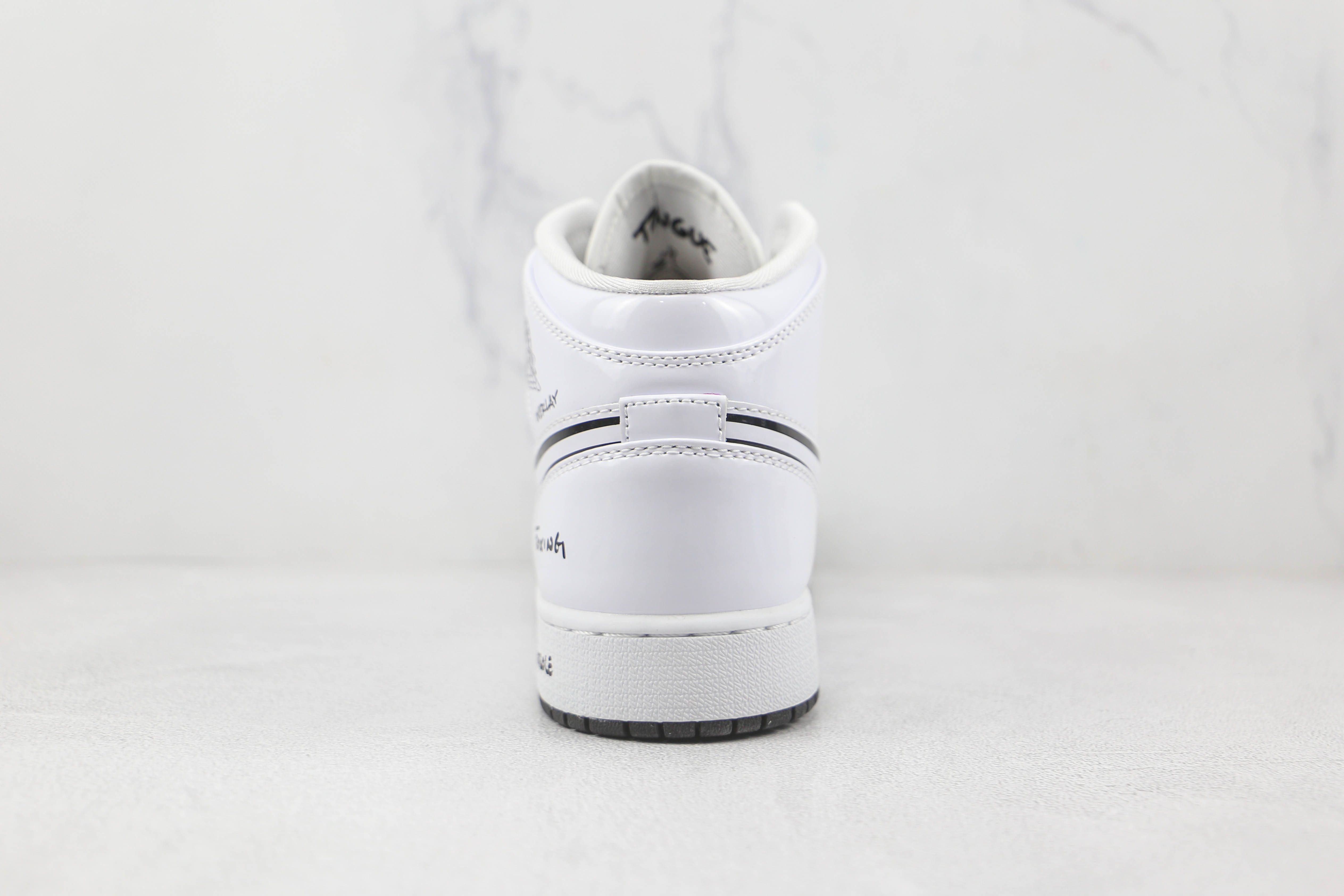 Air Jordan 1 Graffiti White