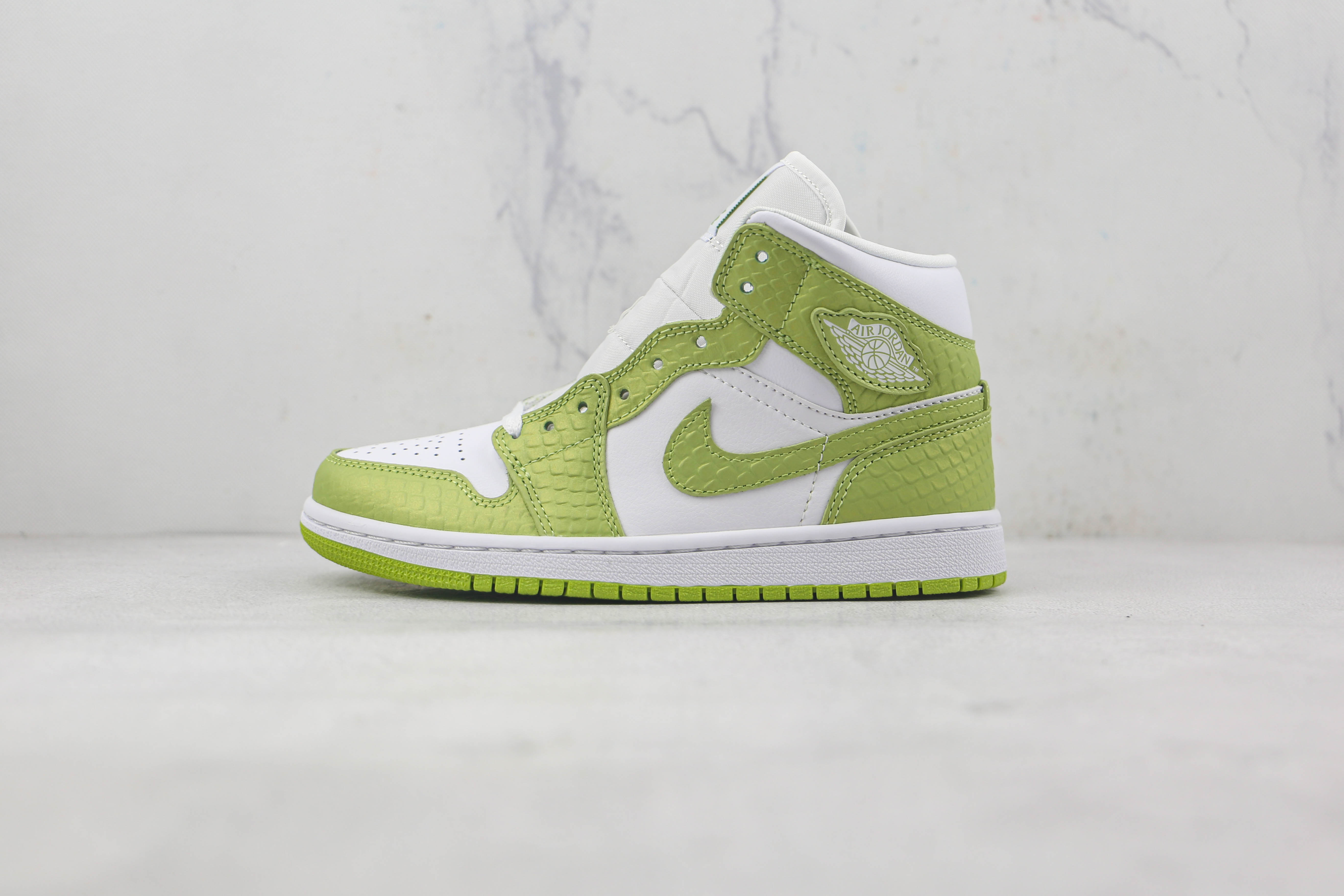Air Jordan 1 Snake Pattern White Green