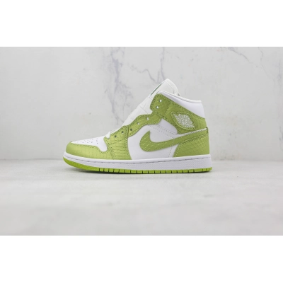 Air Jordan 1 Snake Pattern White Green 01