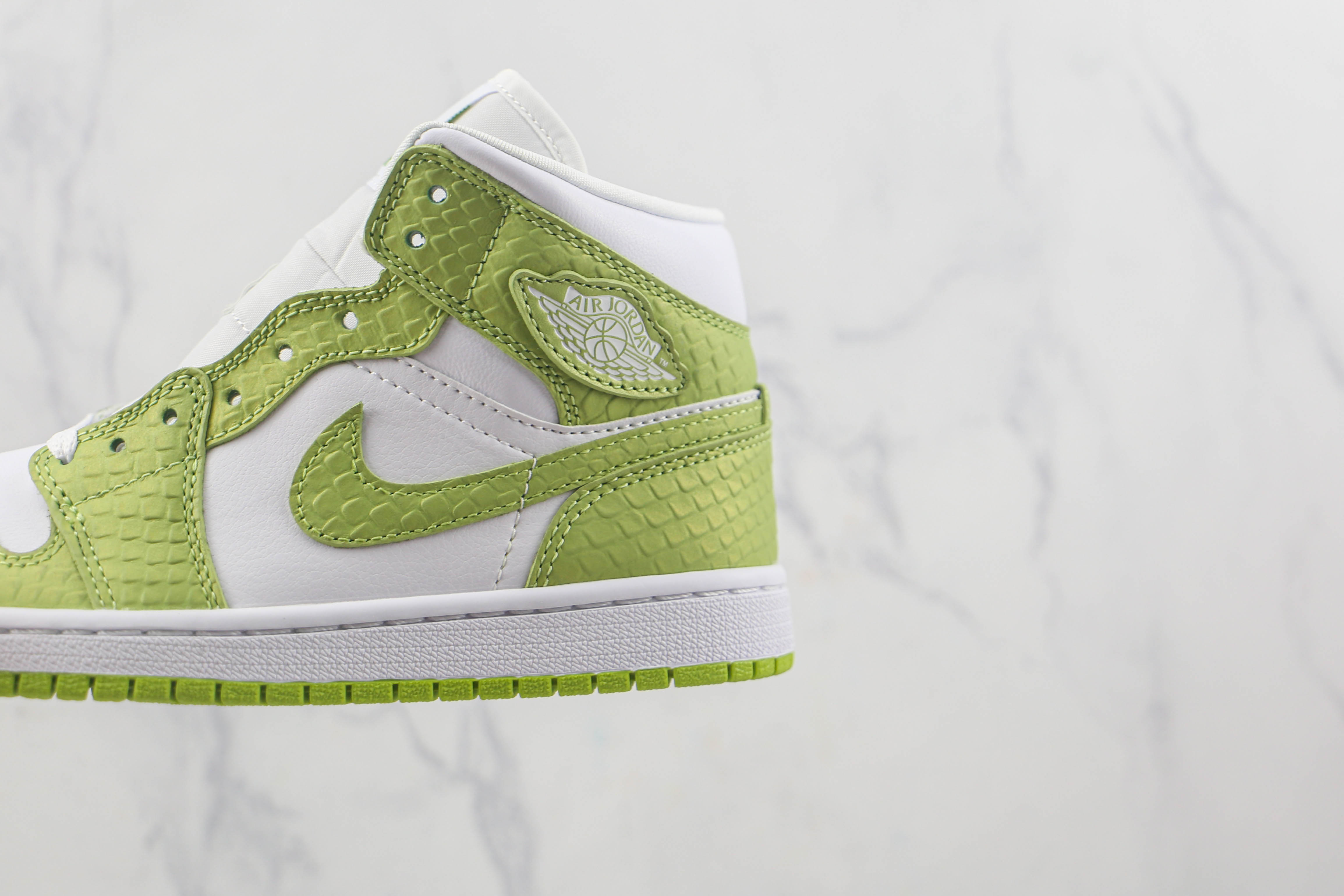 Air Jordan 1 Snake Pattern White Green