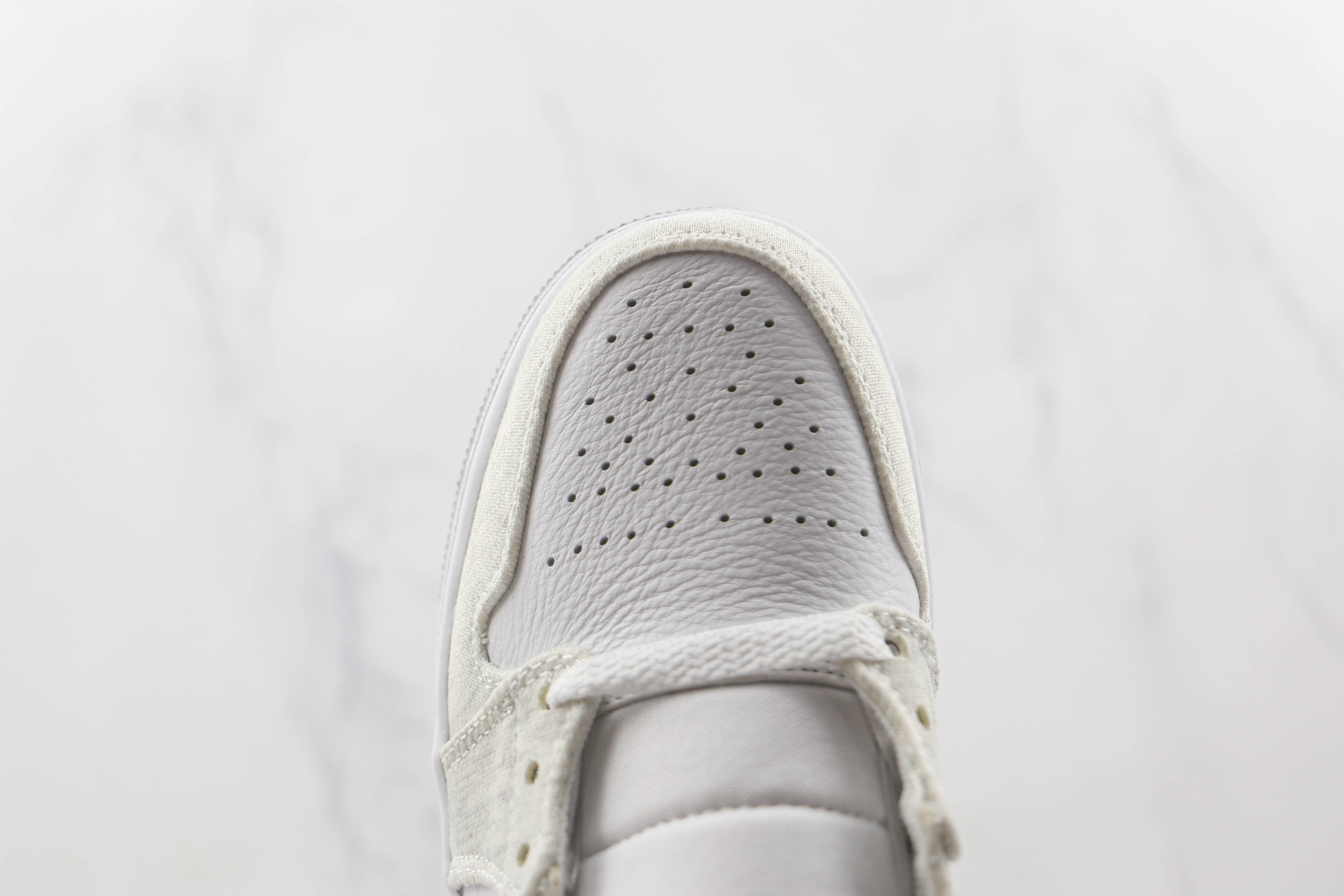 Air Jordan 1 White Ash Powder